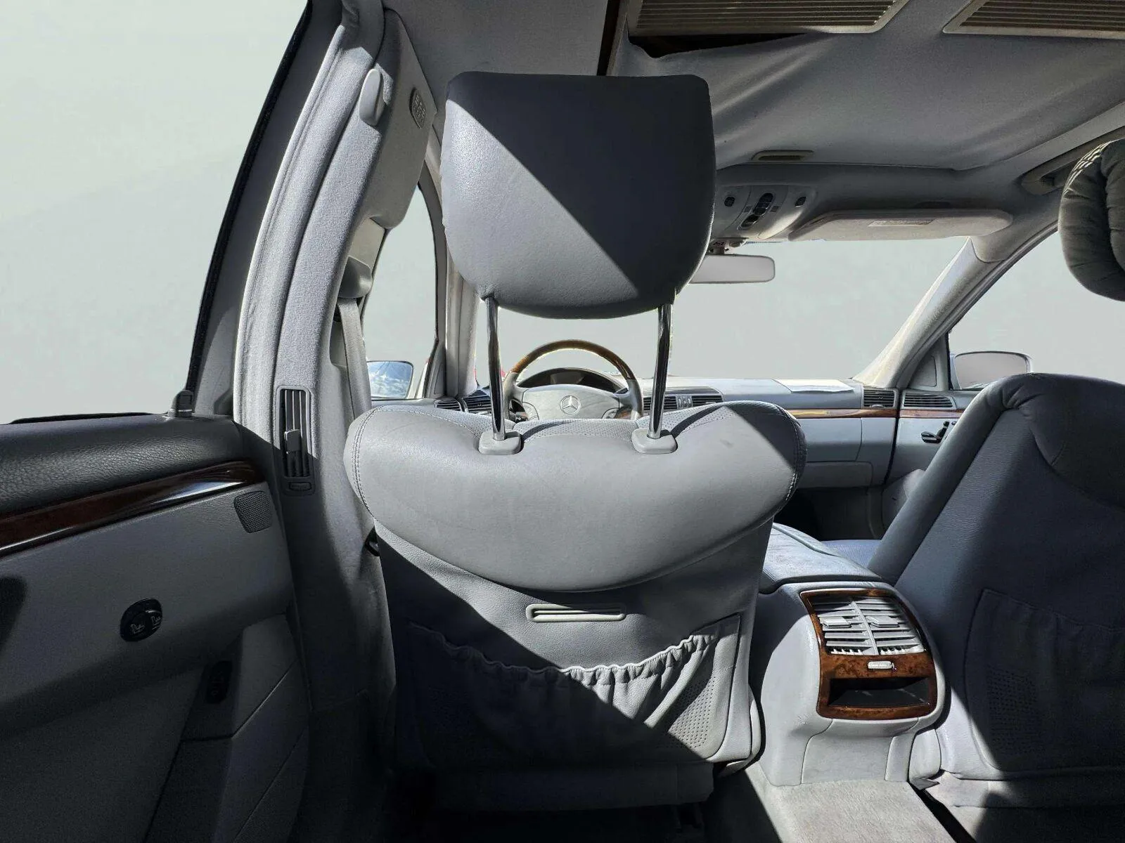 Mercedes-Benz S-Class photo 36