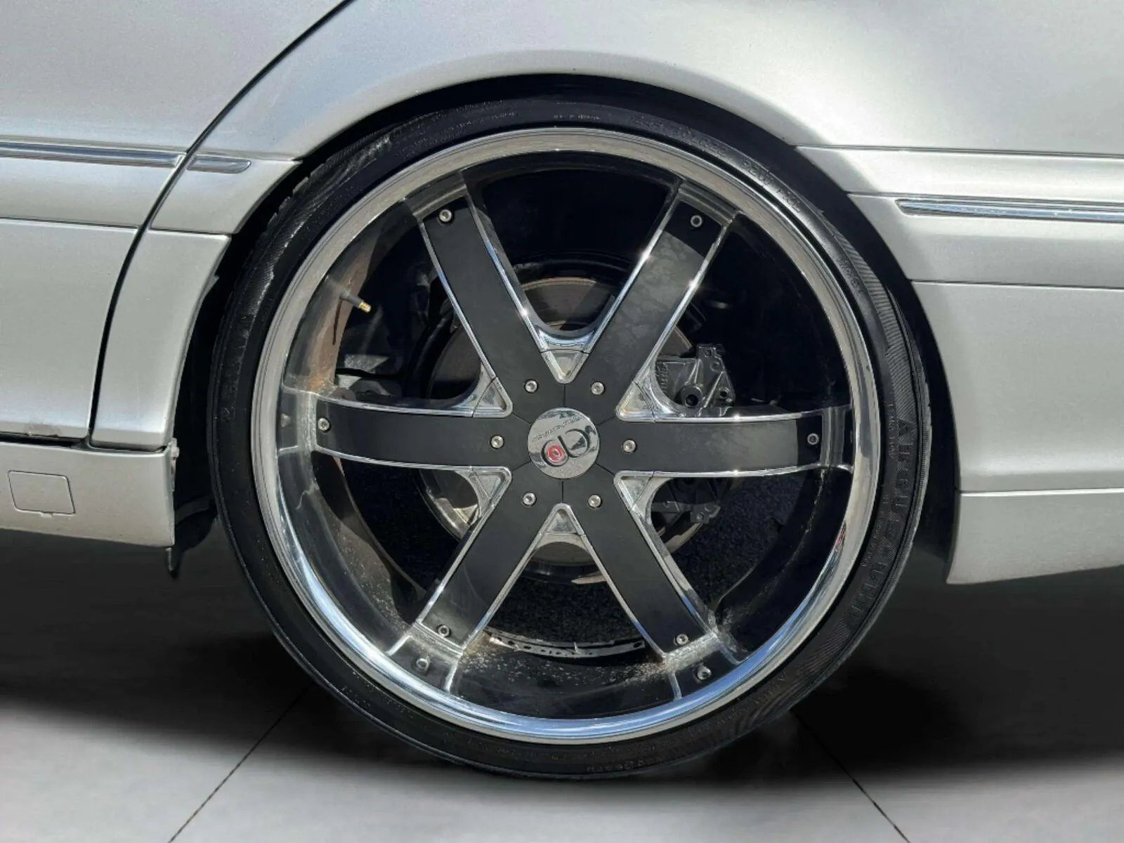 Mercedes-Benz S-Class photo 52