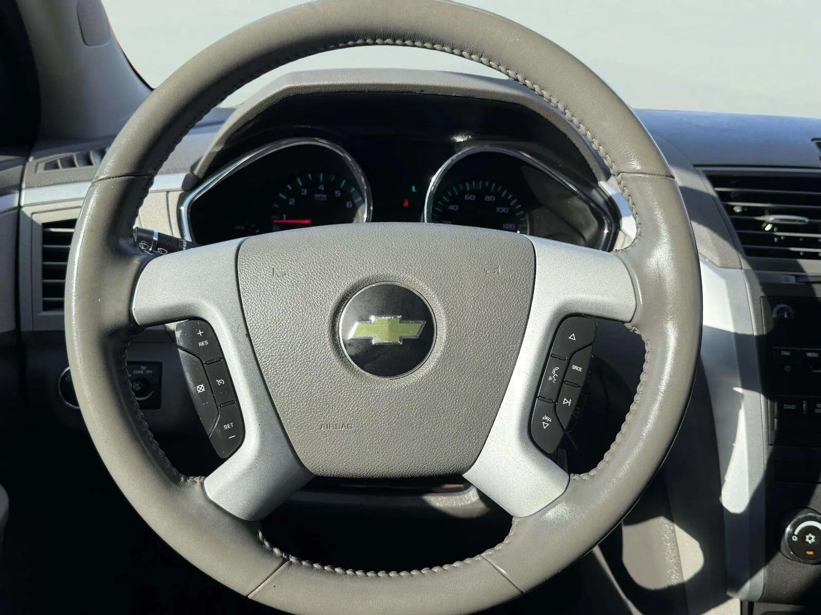 Chevrolet Traverse photo 27
