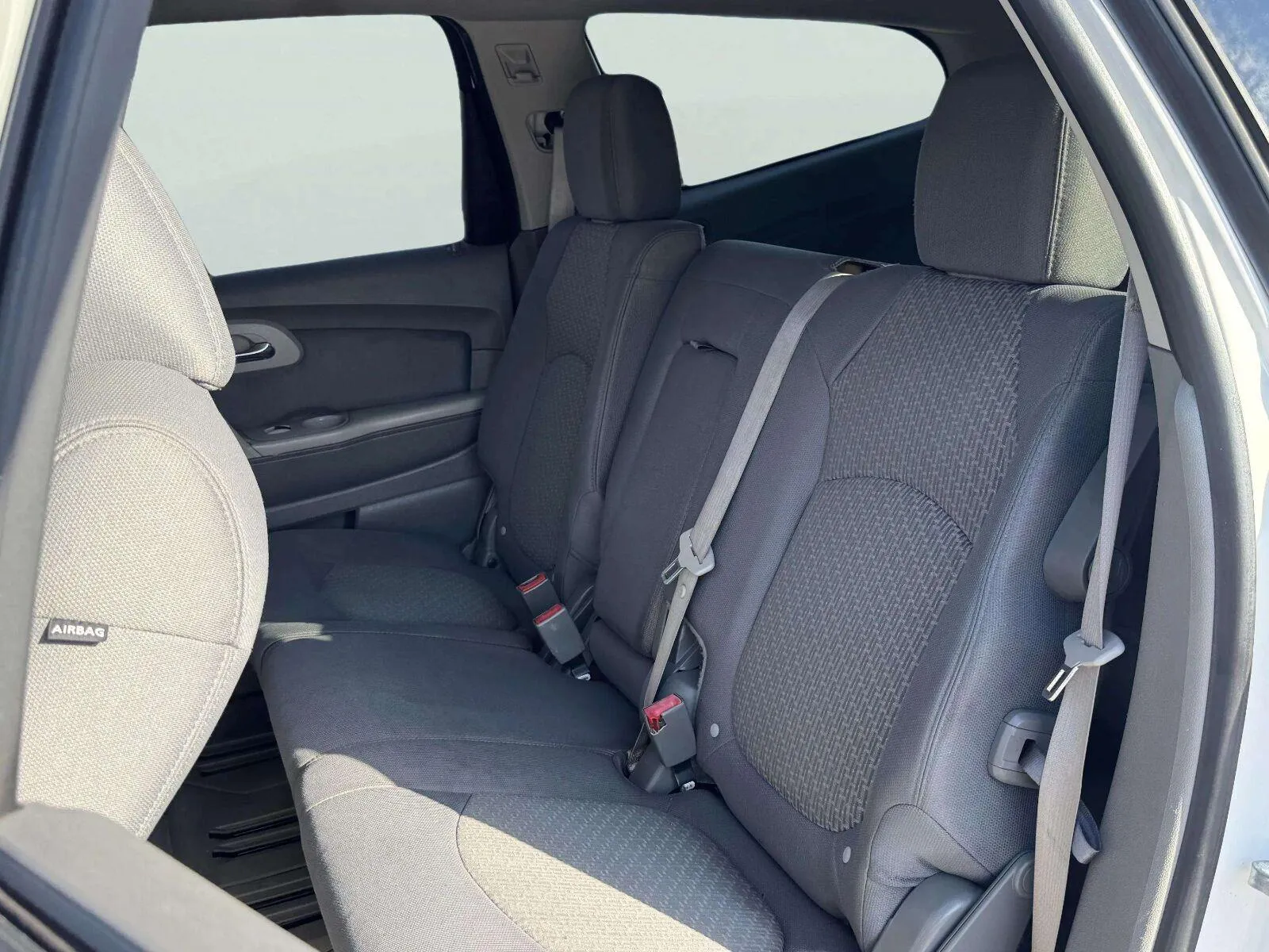 Chevrolet Traverse photo 35