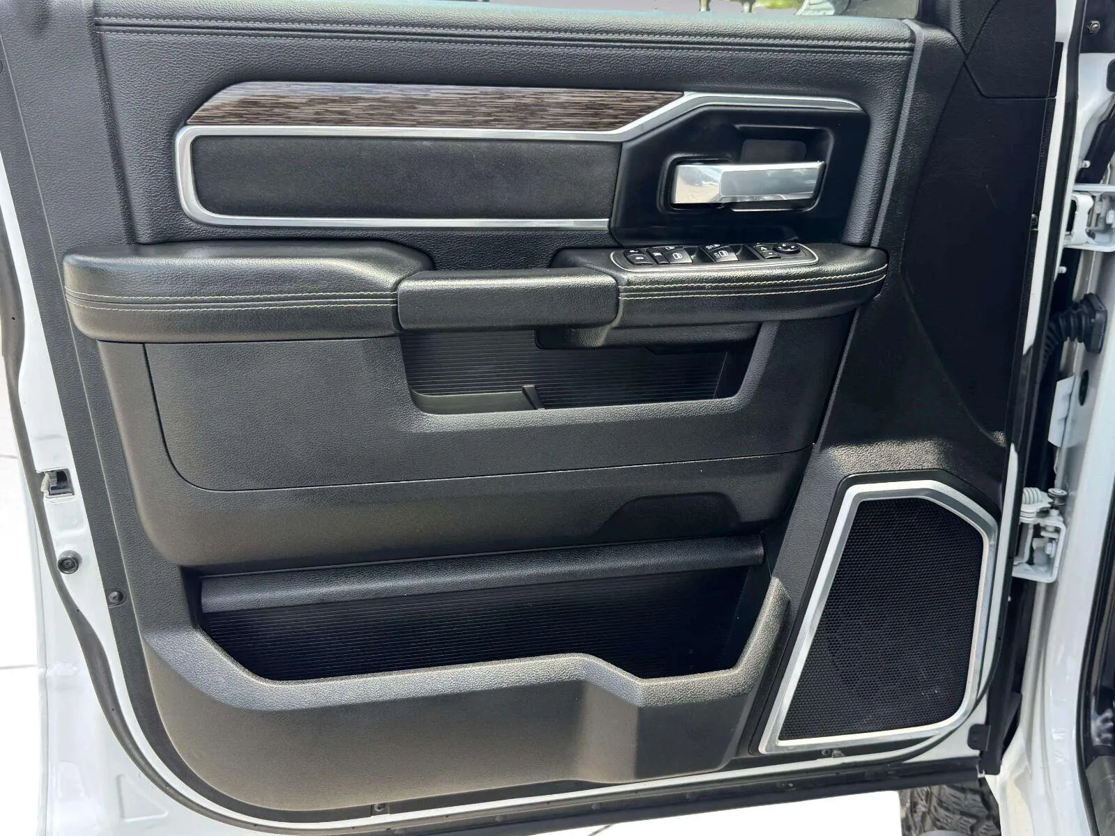 Ram 2500 photo 18