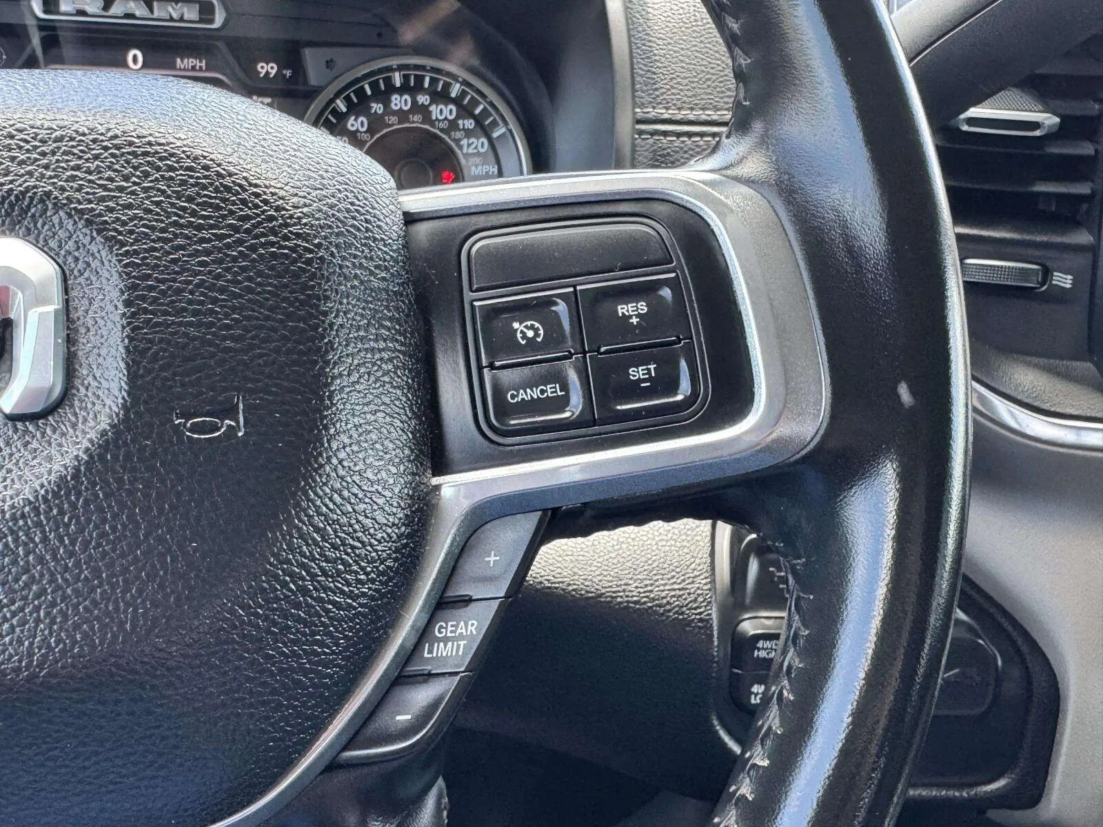 Ram 2500 photo 28