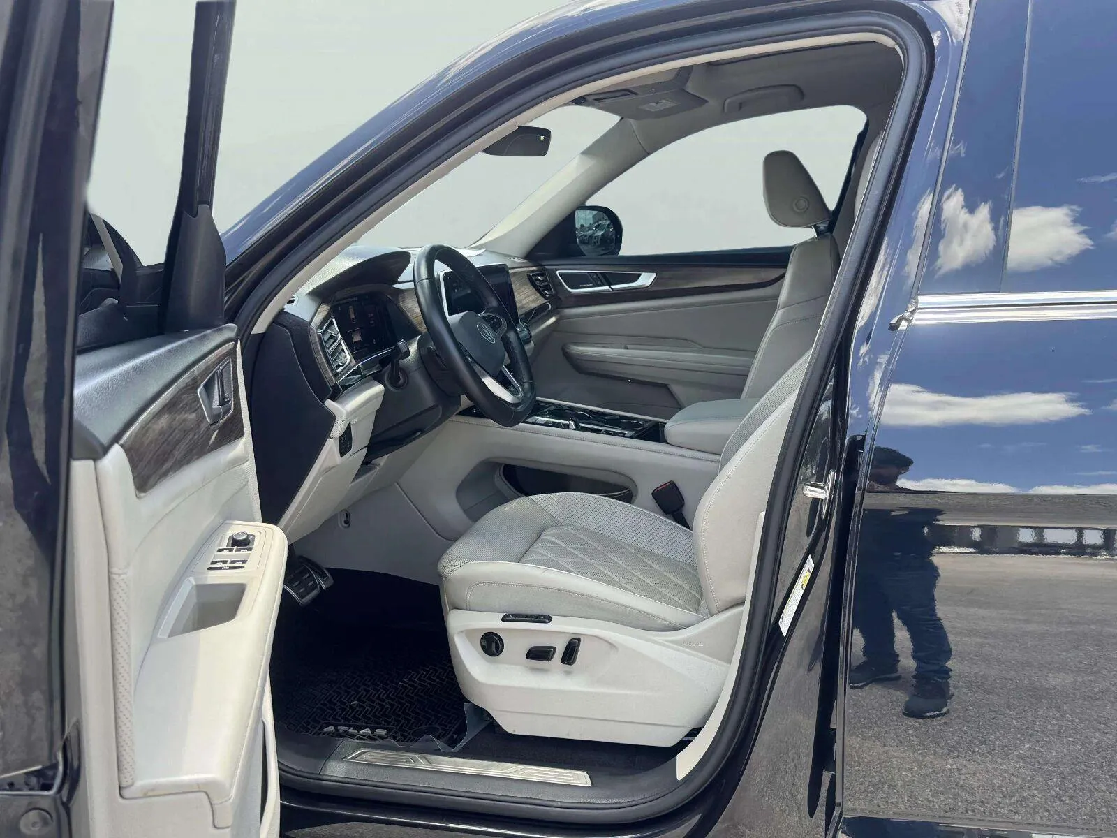 Volkswagen Atlas photo 16