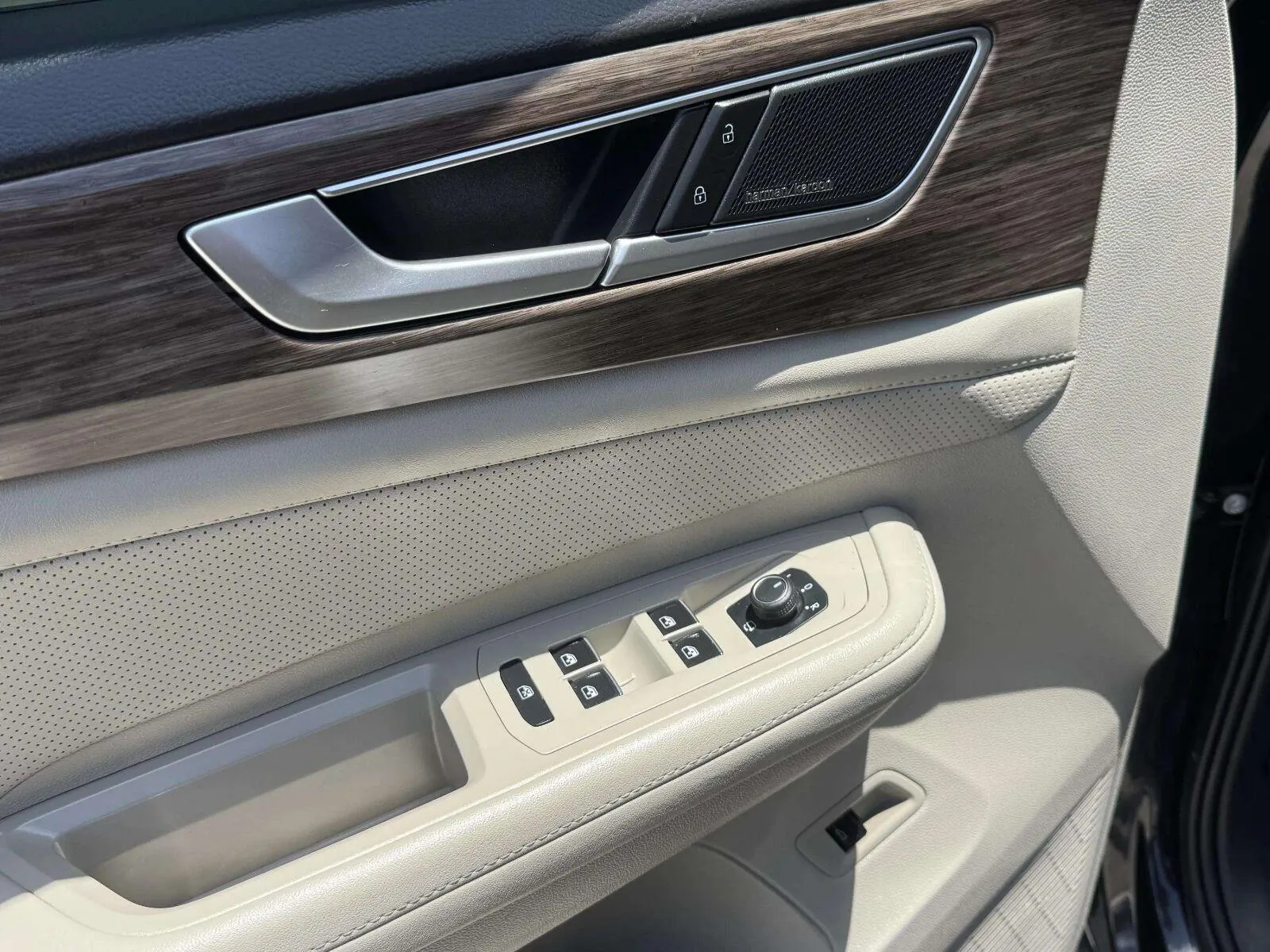 Volkswagen Atlas photo 19