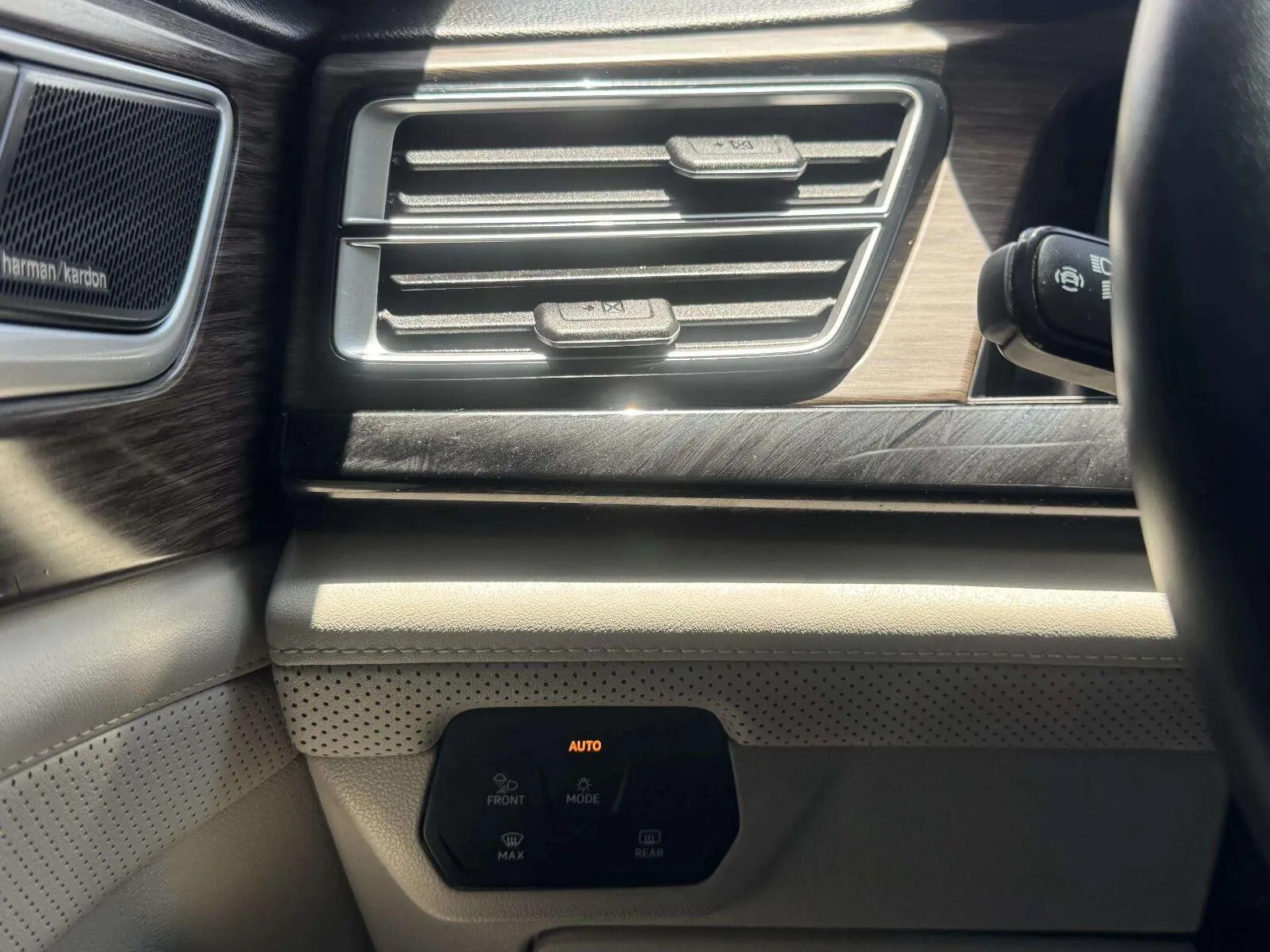 Volkswagen Atlas photo 23