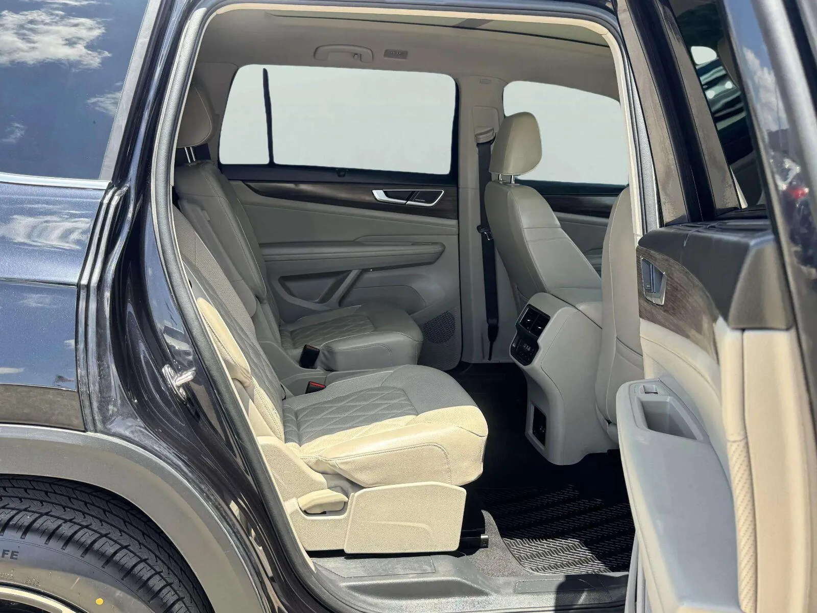 Volkswagen Atlas photo 48