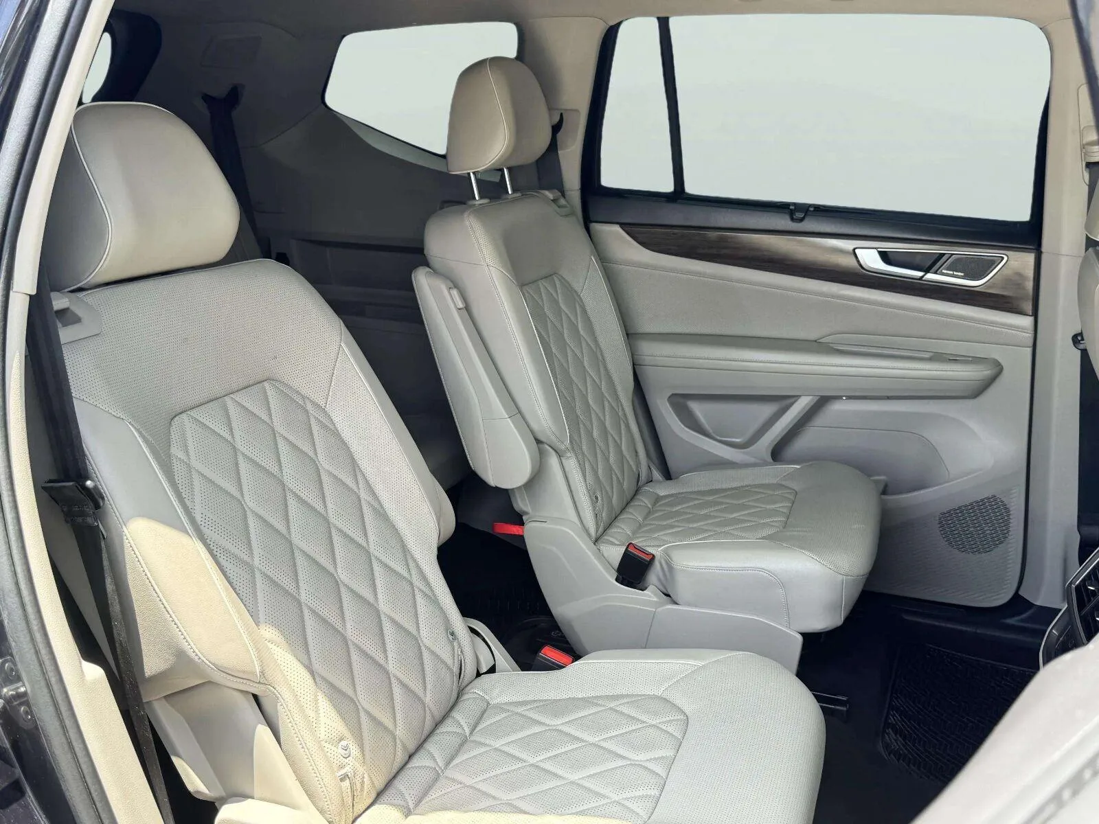 Volkswagen Atlas photo 52