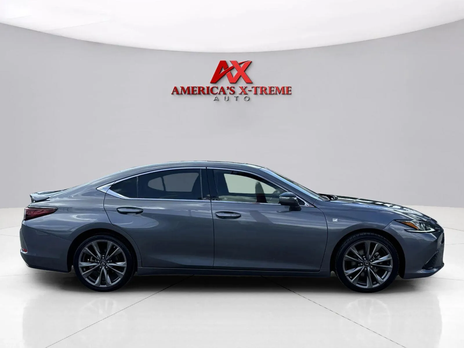 Lexus ES photo 7