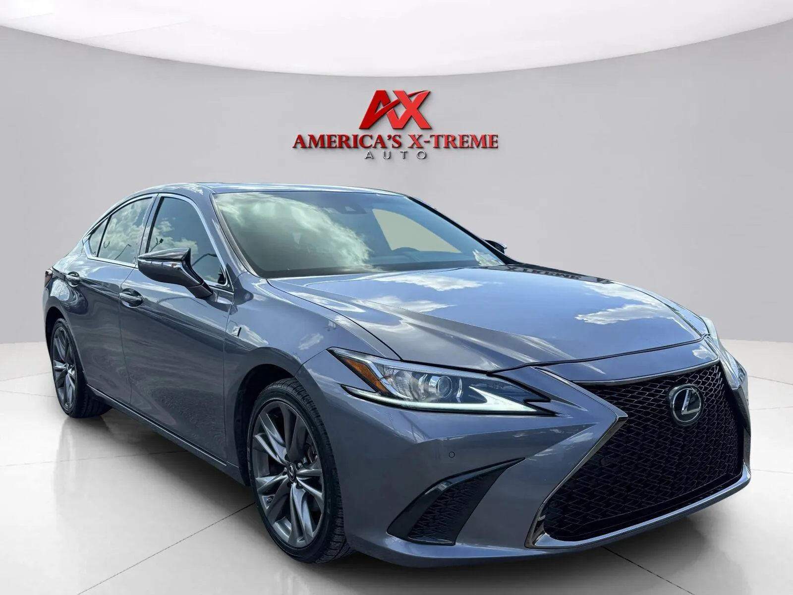 Lexus ES photo 8