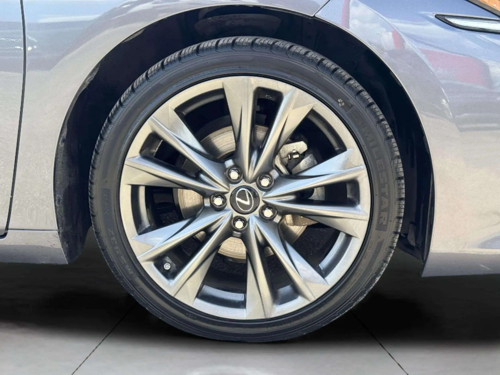 Lexus ES photo 68