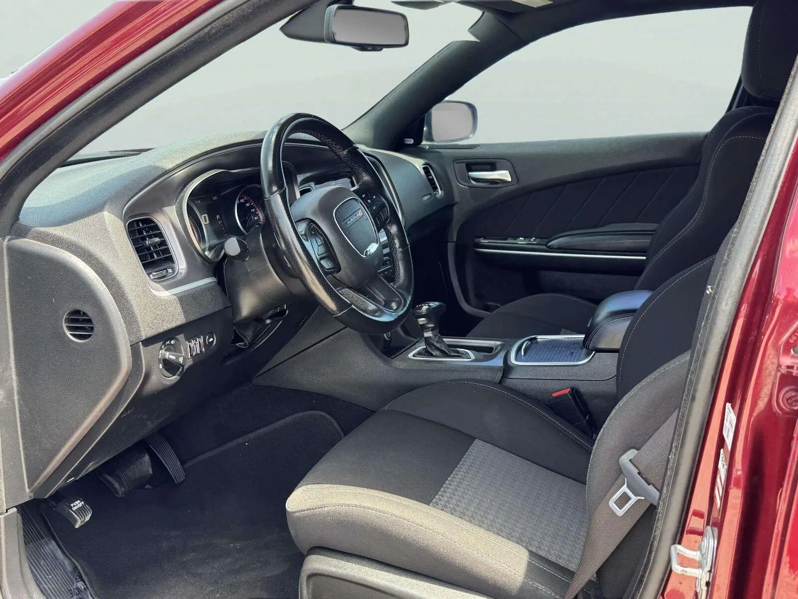 Dodge Charger photo 22