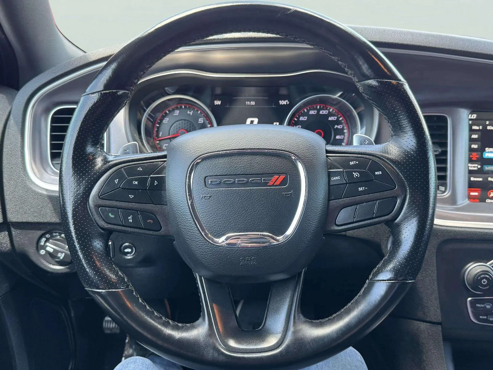Dodge Charger photo 33