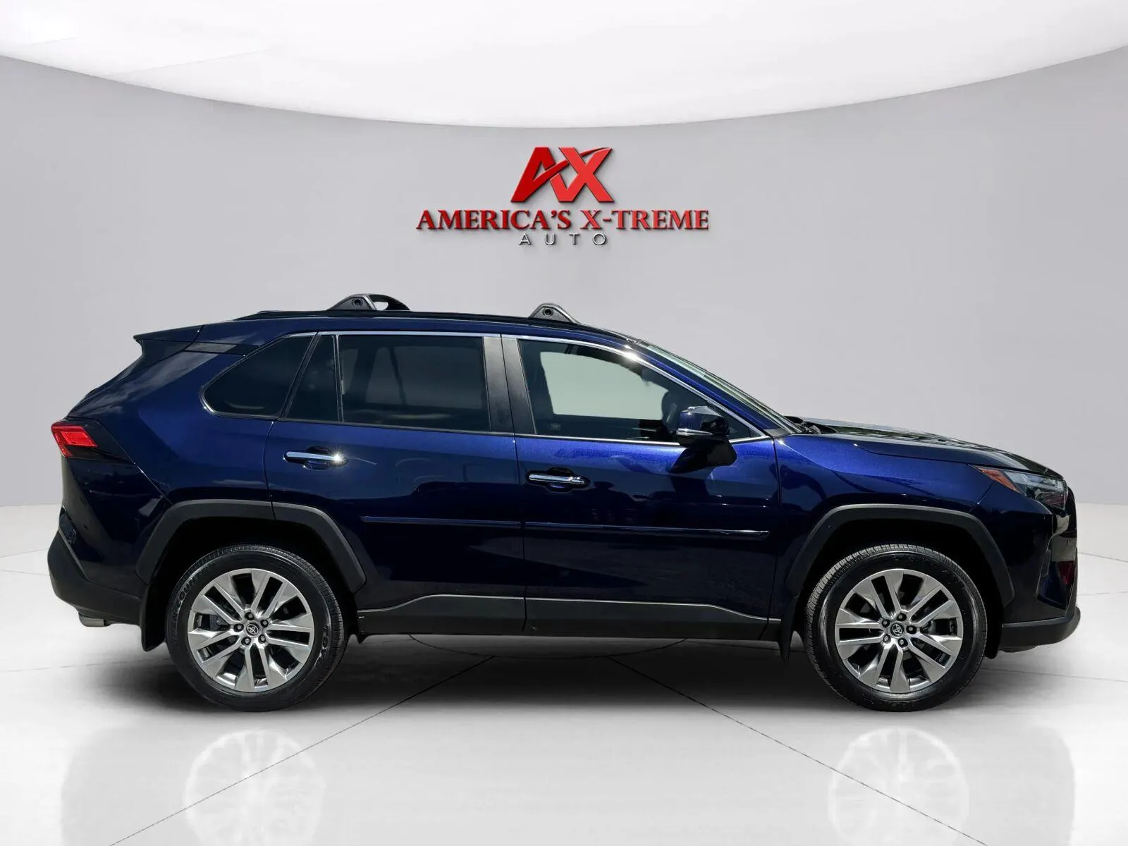 Toyota RAV4 photo 7