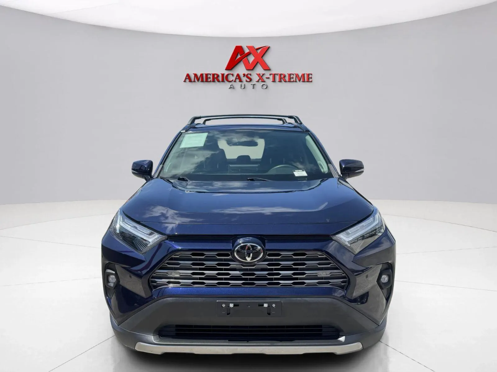 Toyota RAV4 photo 9