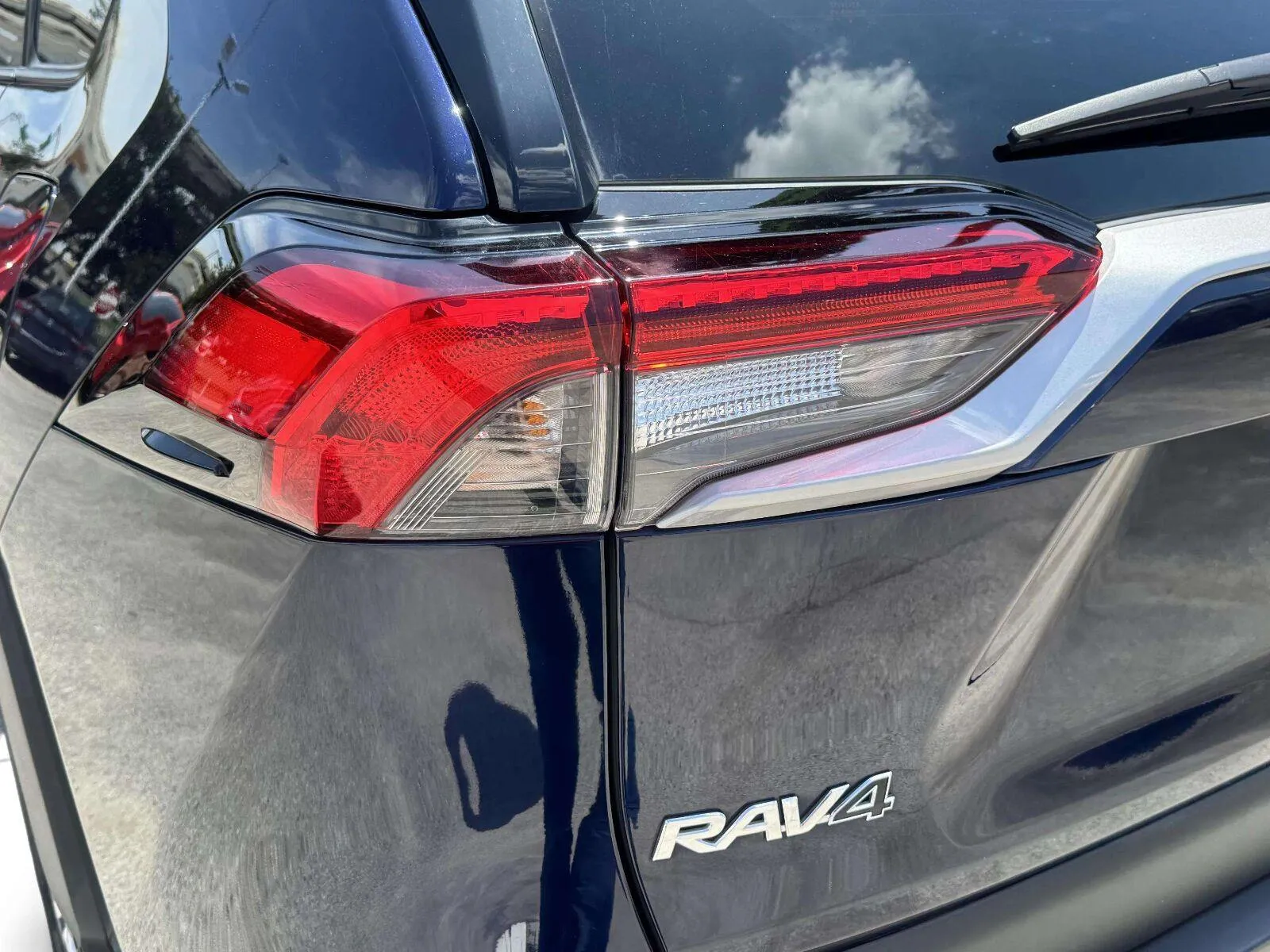 Toyota RAV4 photo 15
