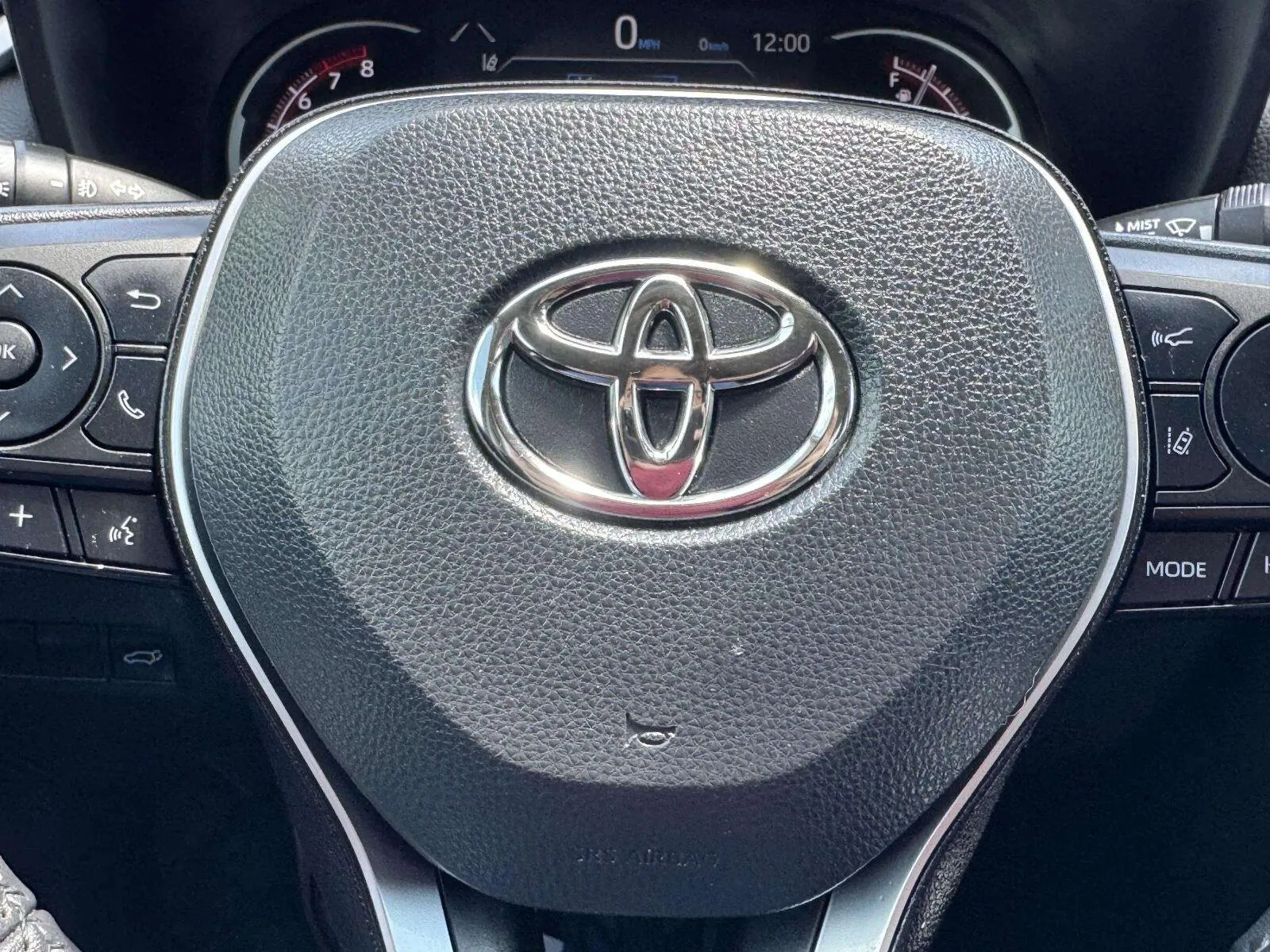 Toyota RAV4 photo 30