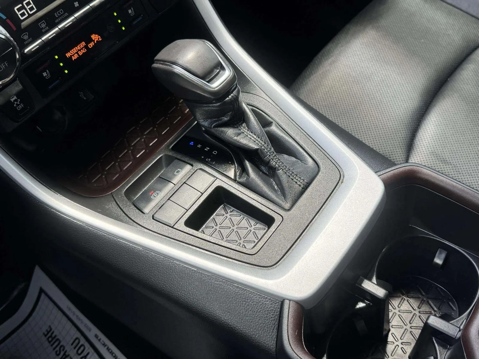 Toyota RAV4 photo 37
