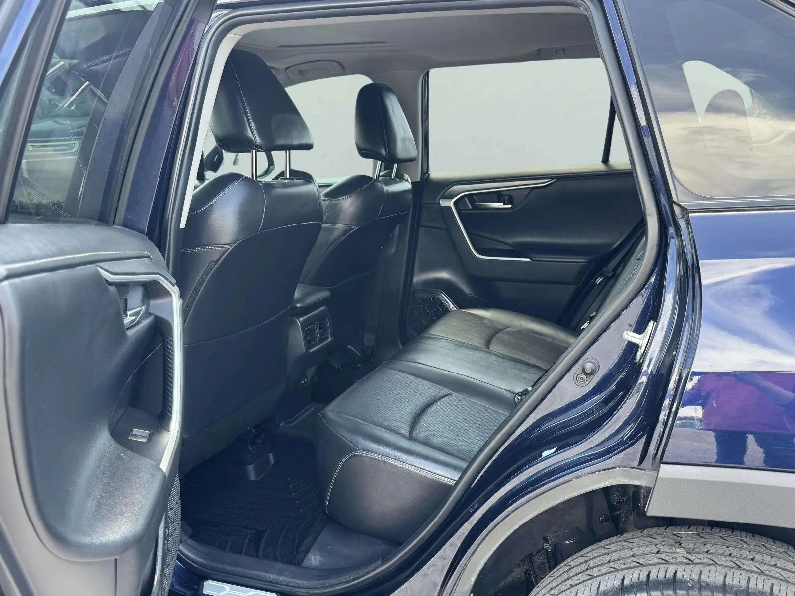 Toyota RAV4 photo 38