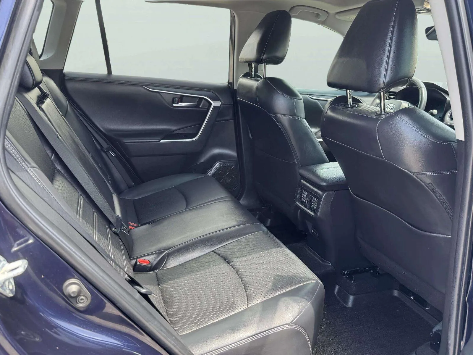 Toyota RAV4 photo 49