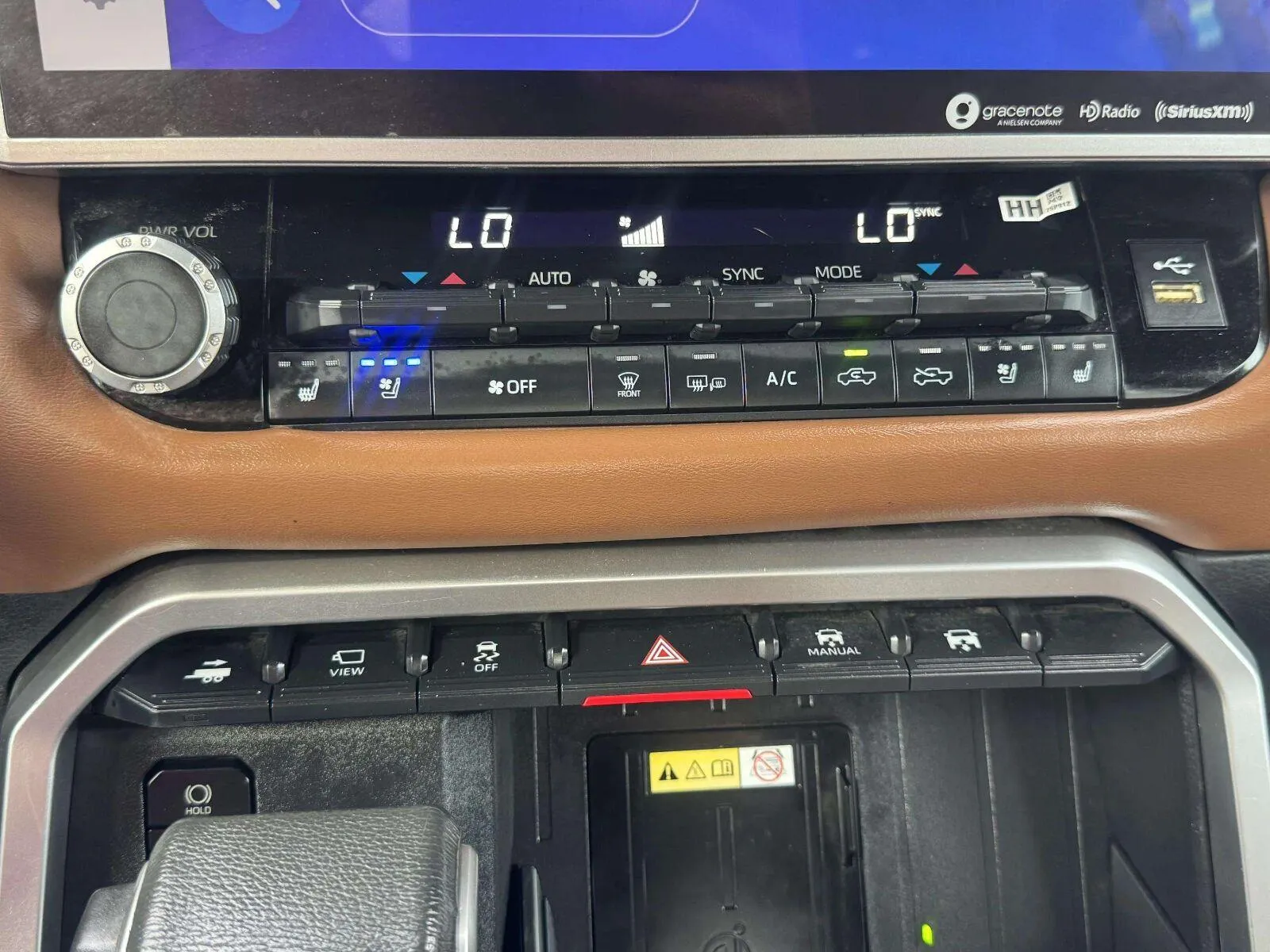 Toyota Tundra photo 35