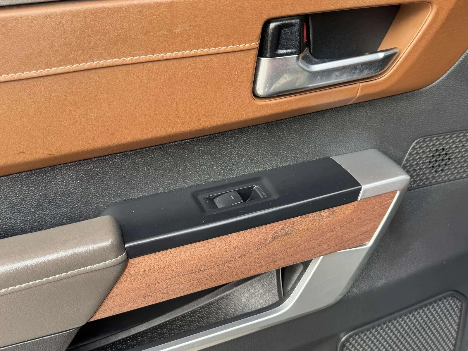 Toyota Tundra photo 40