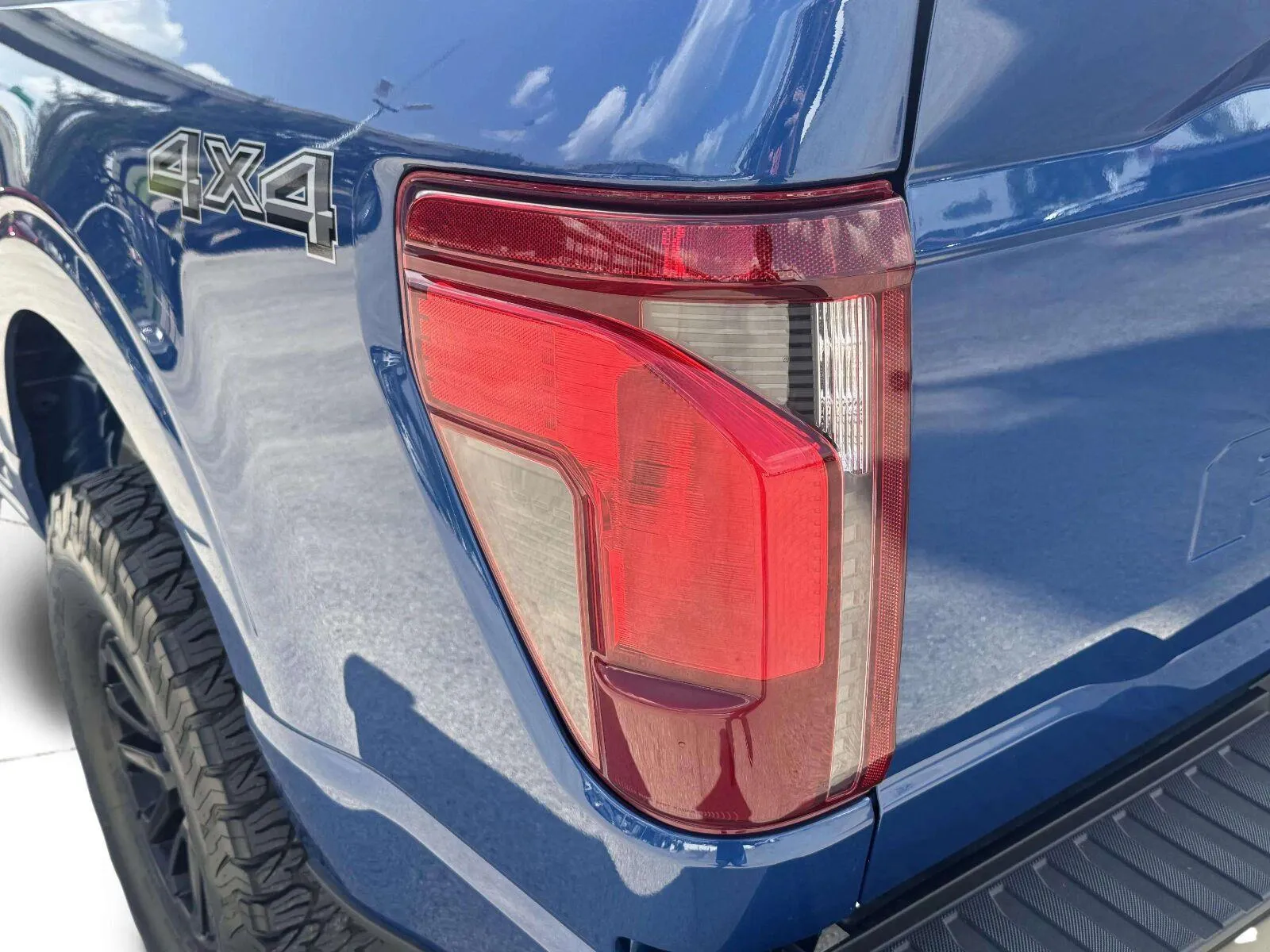 Ford F-150 photo 16