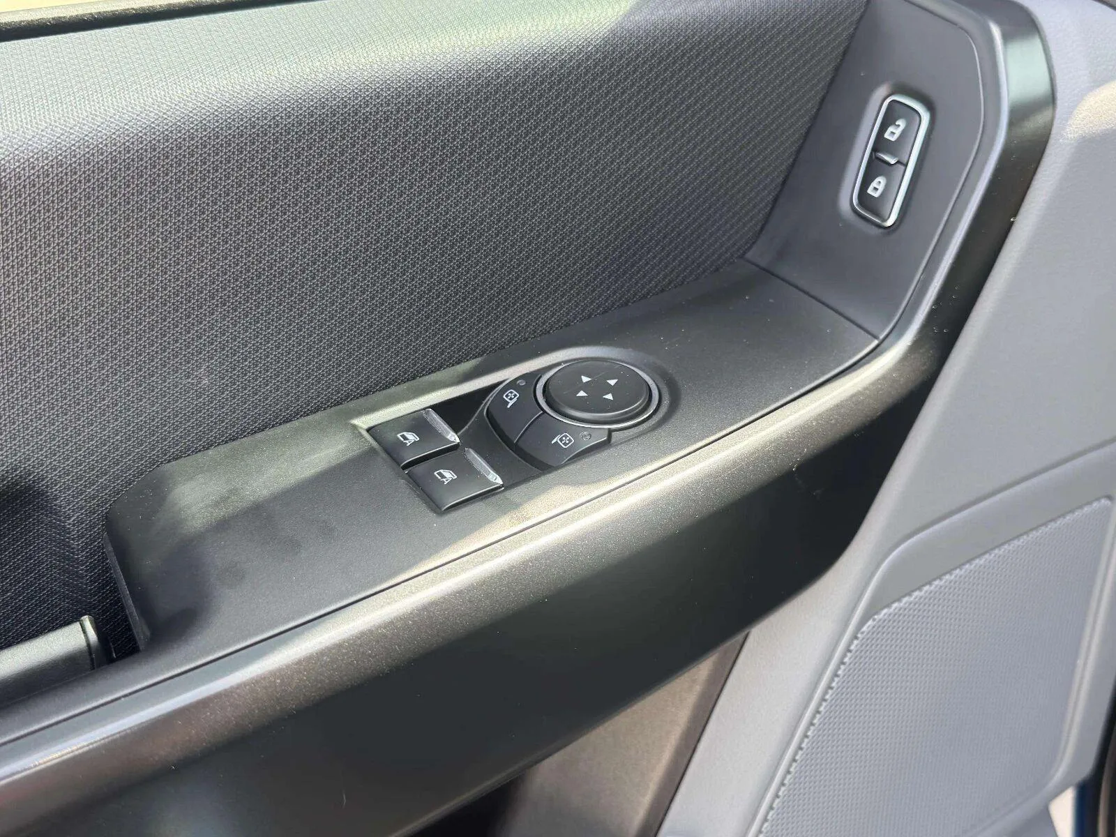 Ford F-150 photo 21