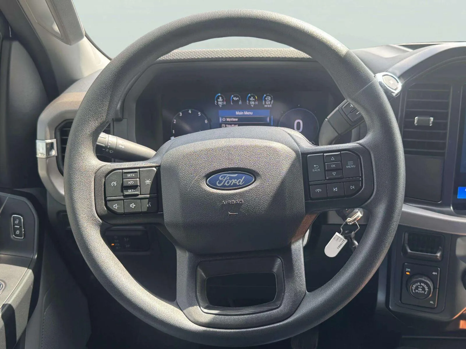 Ford F-150 photo 32