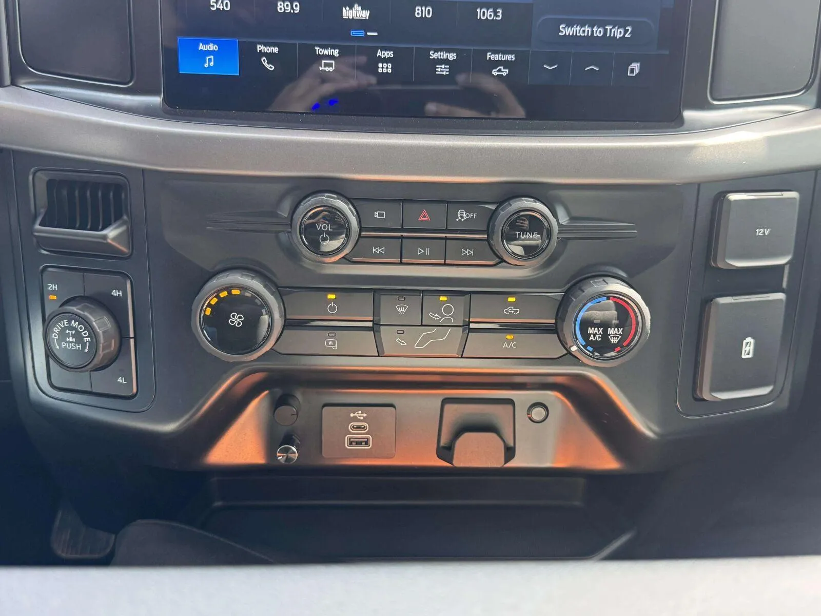 Ford F-150 photo 36