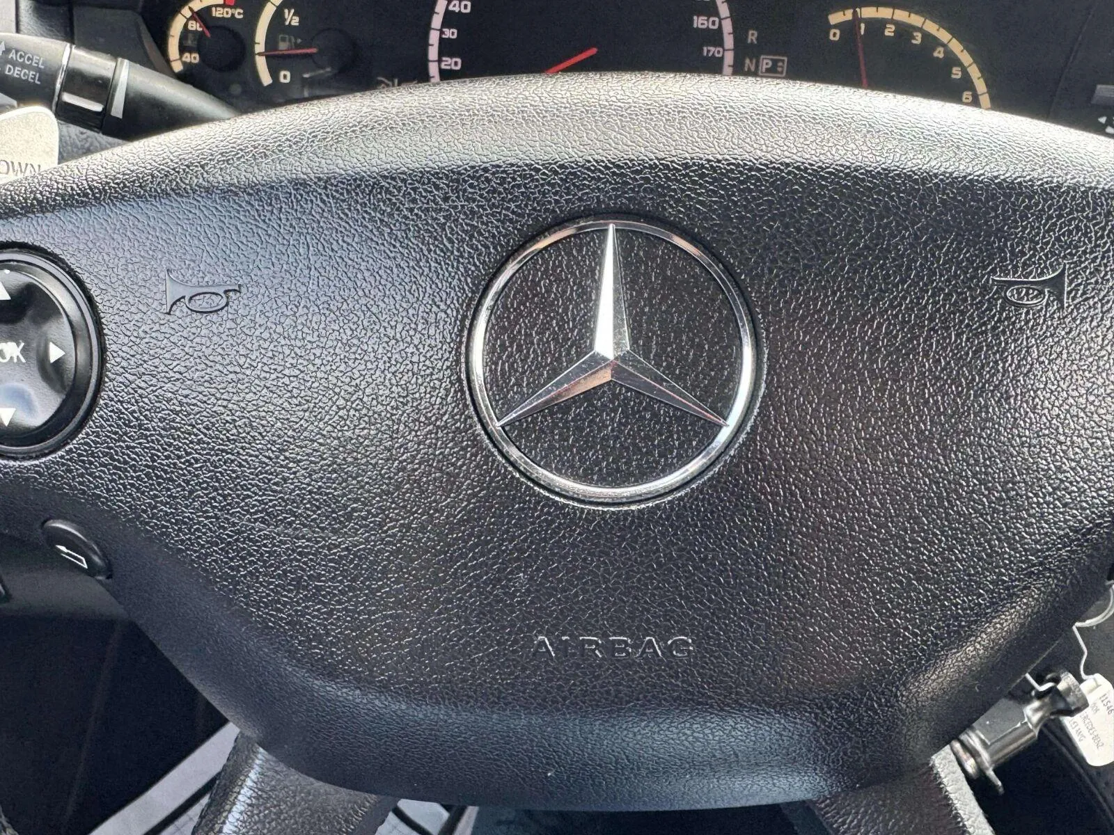Mercedes-Benz CL-Class photo 28