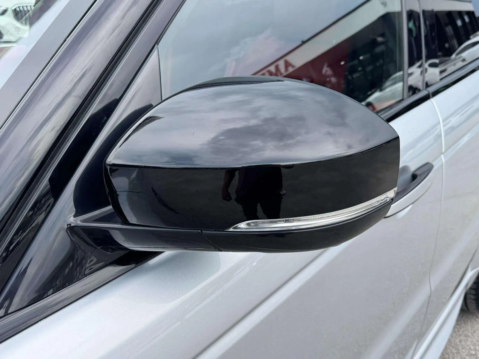 Land Rover Range Rover Sport photo 13