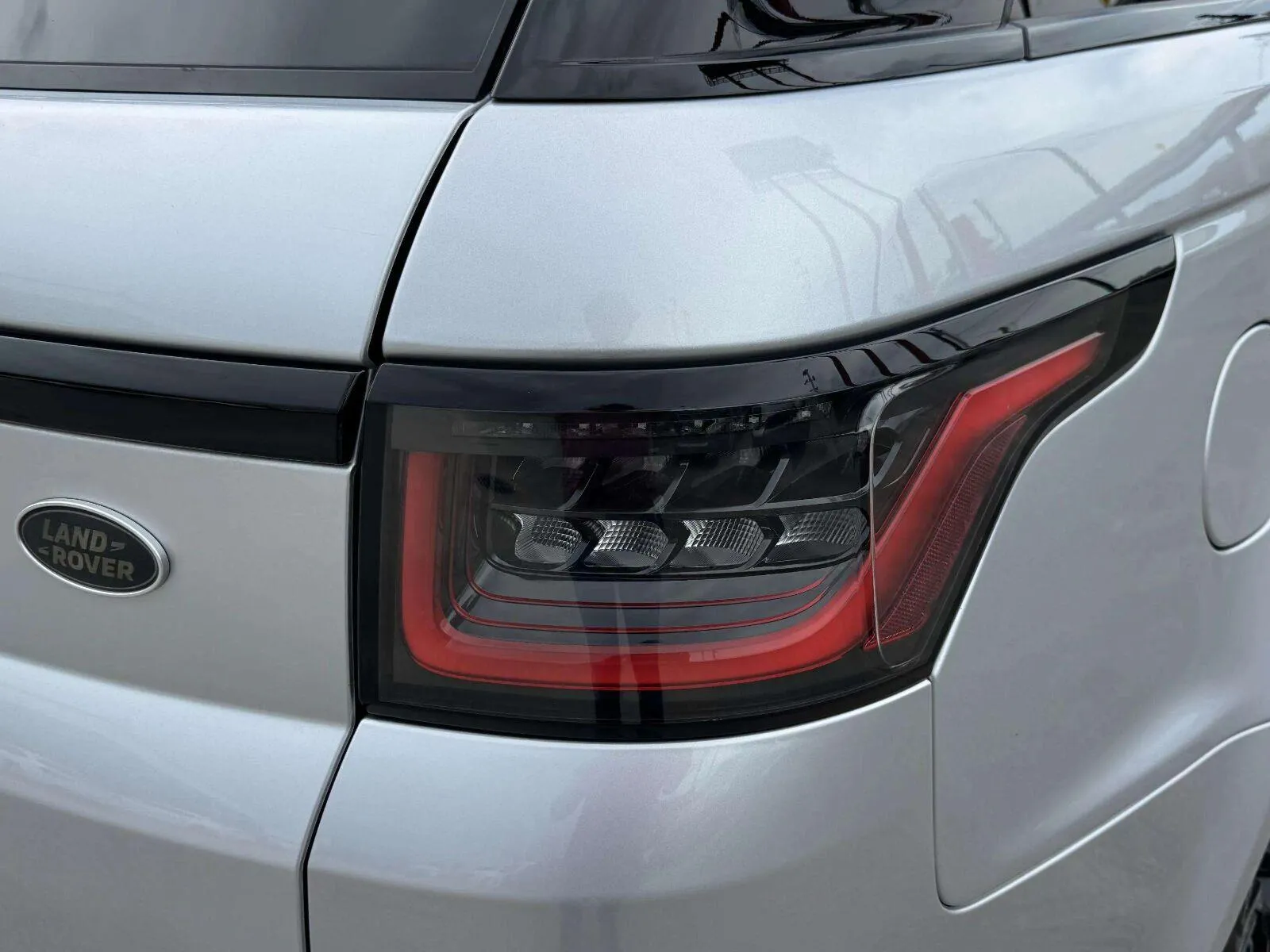 Land Rover Range Rover Sport photo 15