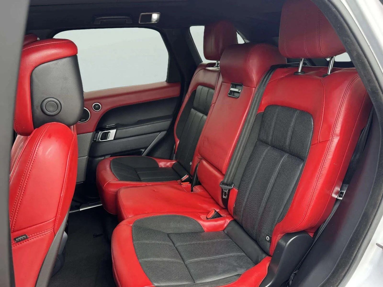 Land Rover Range Rover Sport photo 42