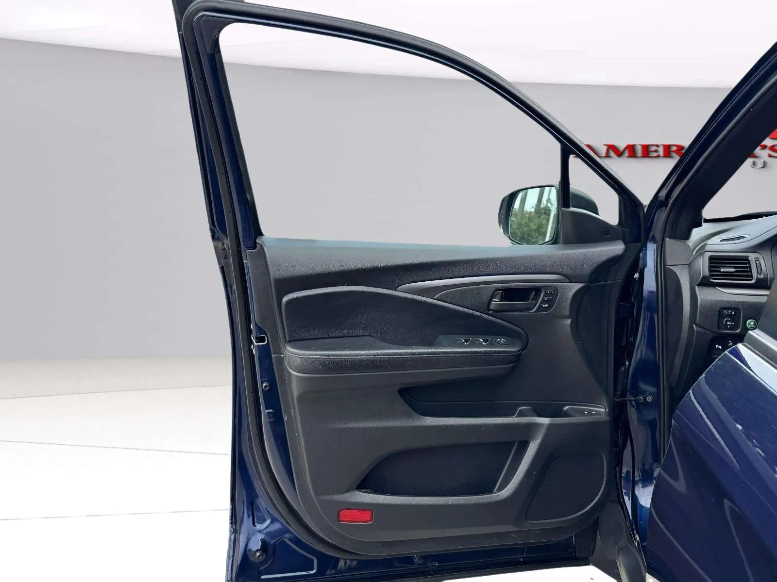 Honda Passport photo 17