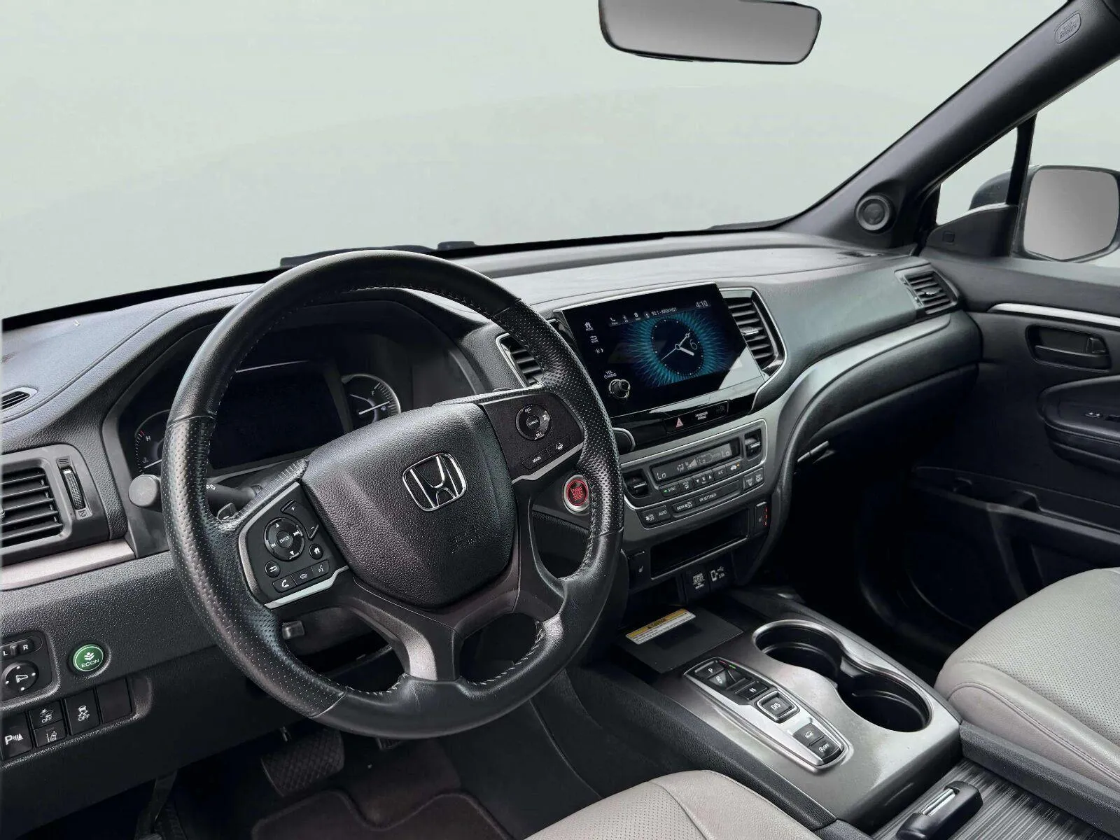 Honda Passport photo 22