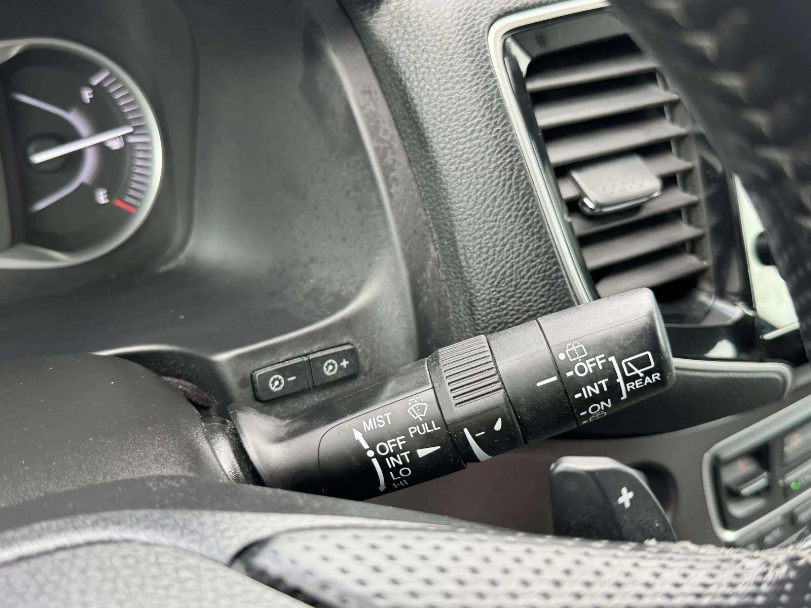 Honda Passport photo 26