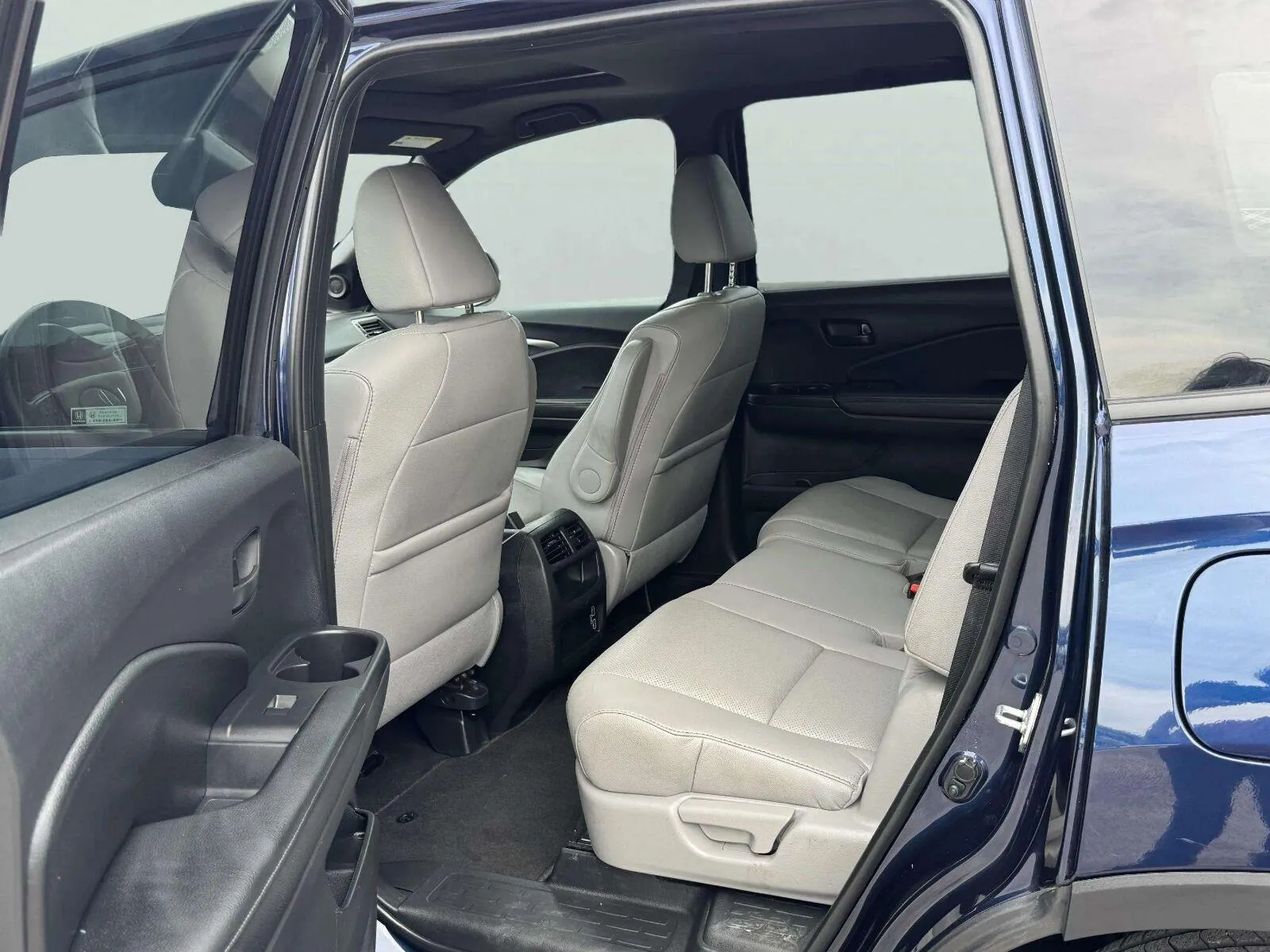 Honda Passport photo 40