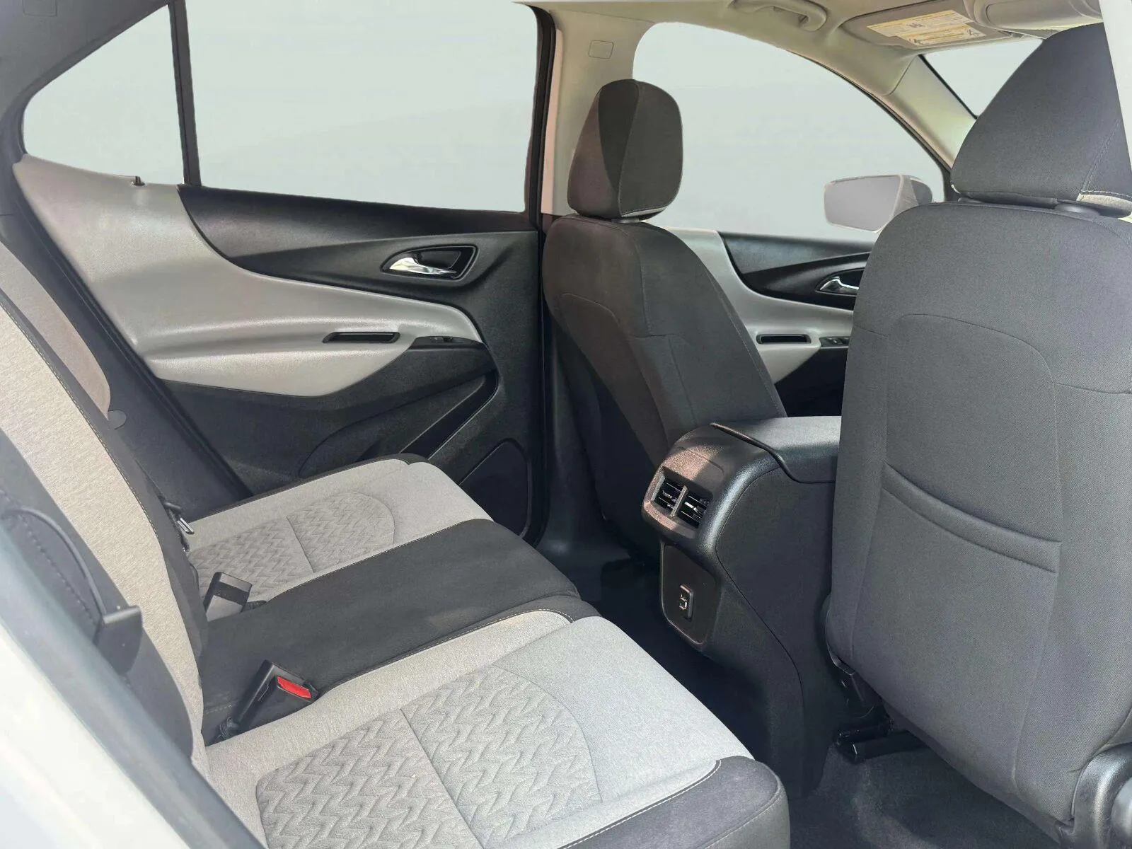 Chevrolet Equinox photo 46