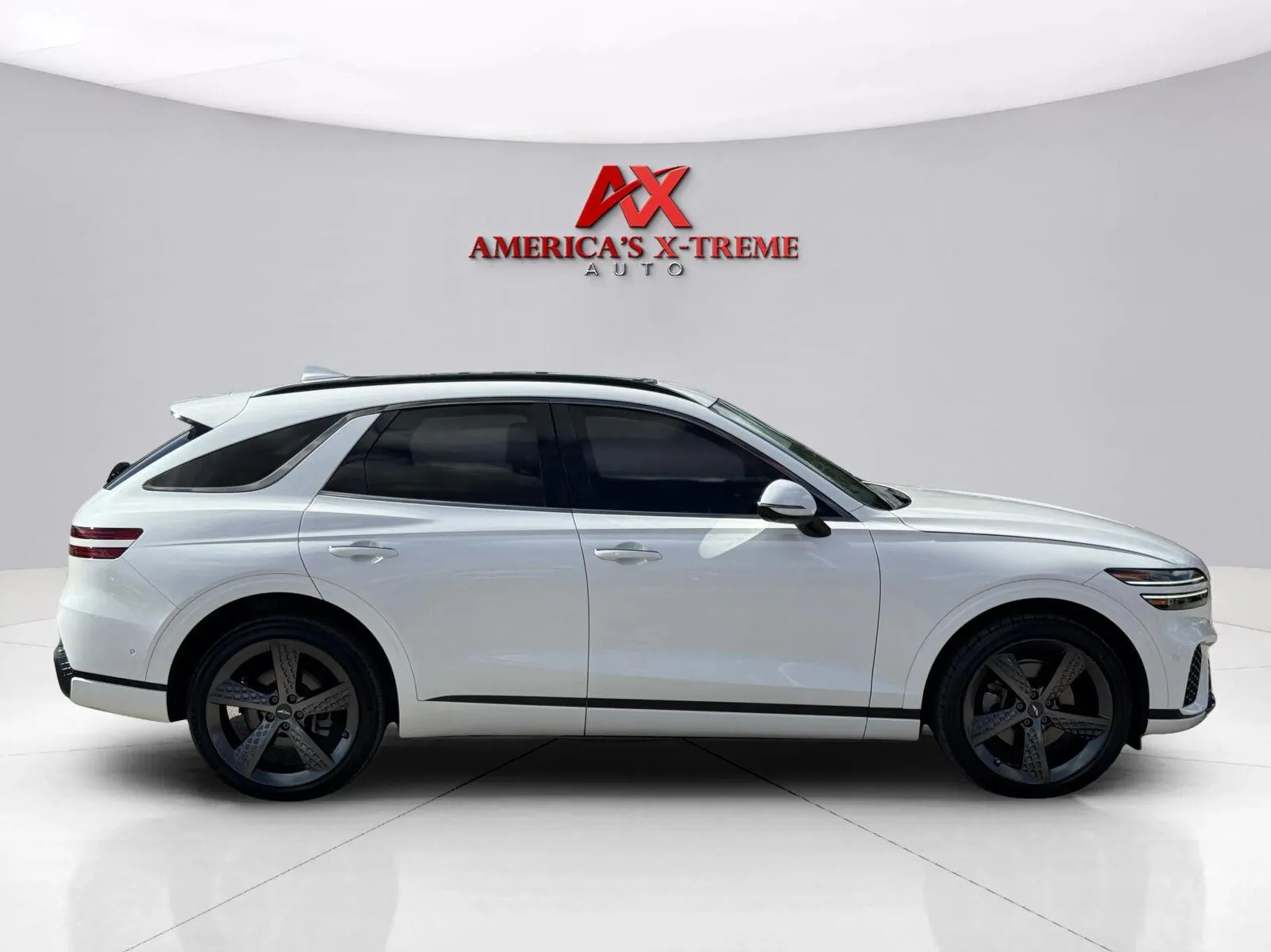 Genesis GV70 photo 7