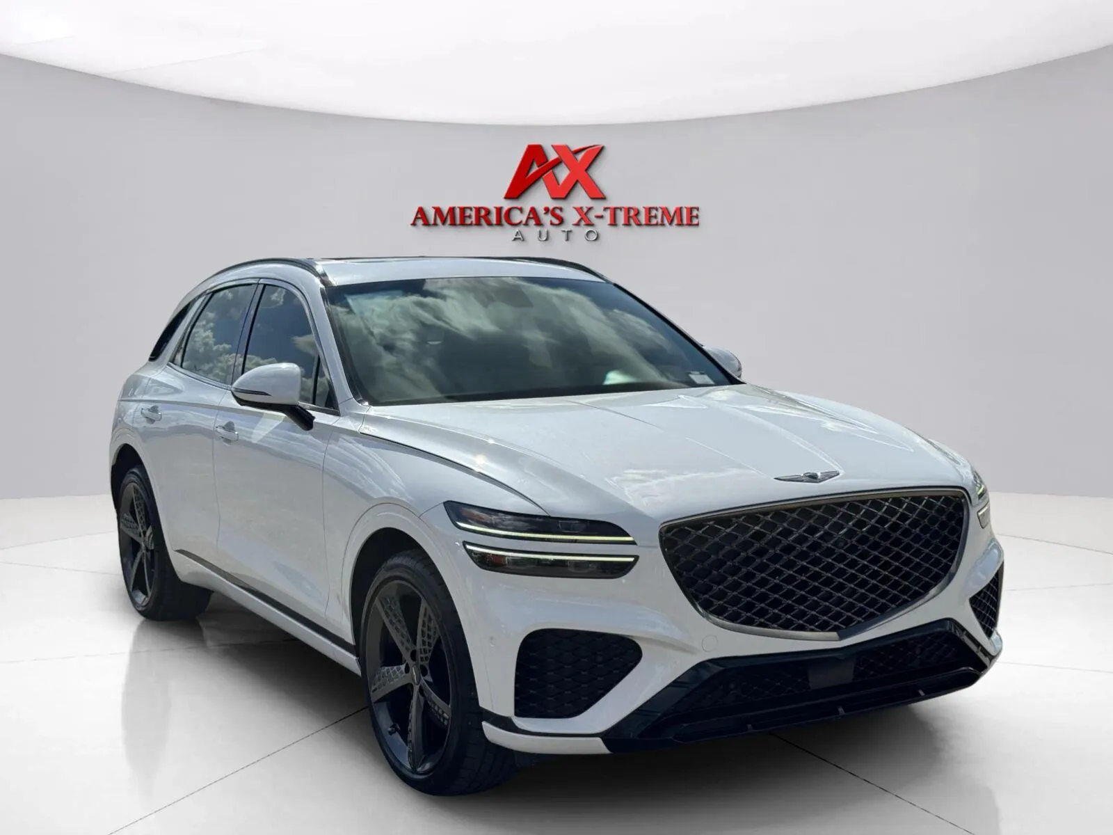 Genesis GV70 photo 8