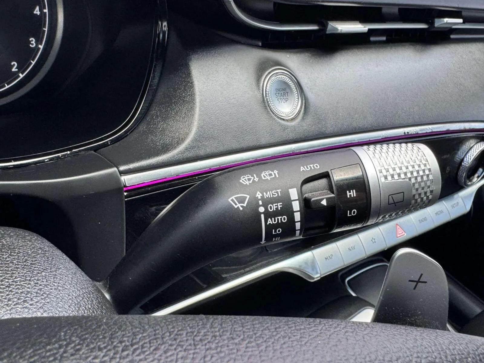 Genesis GV70 photo 27