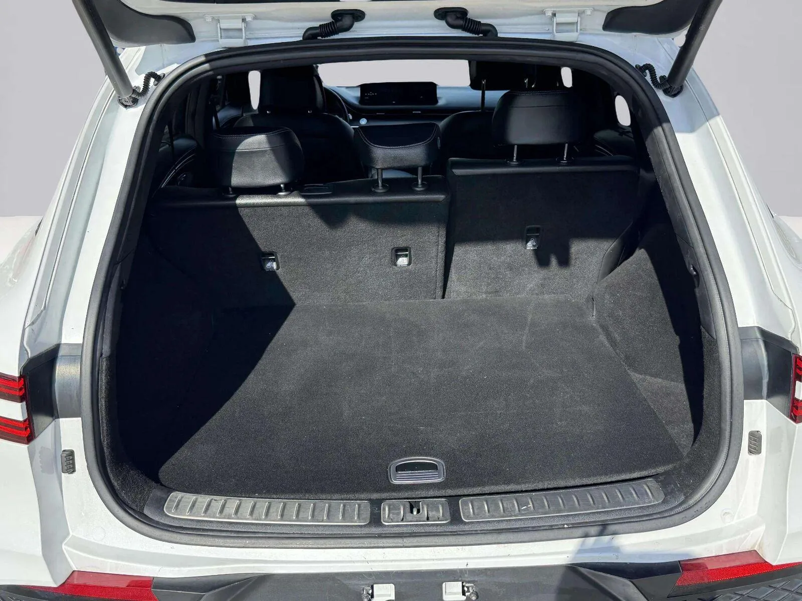 Genesis GV70 photo 64