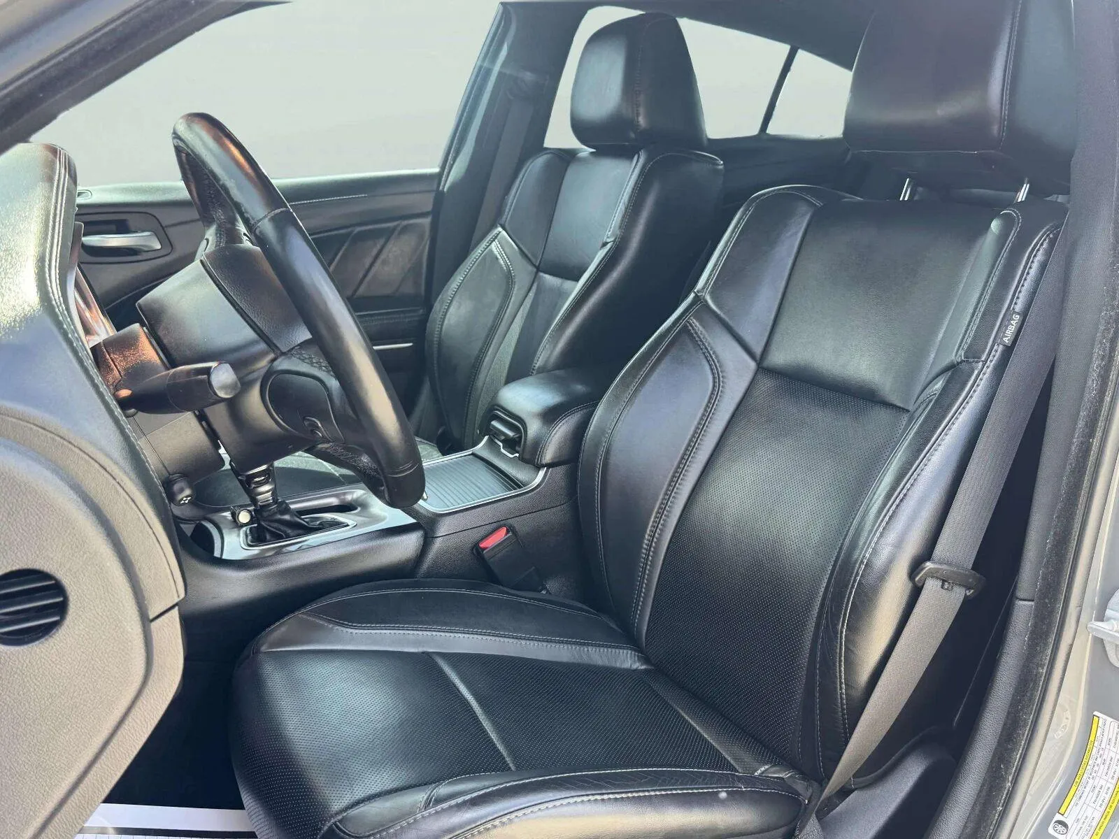 Dodge Charger photo 19
