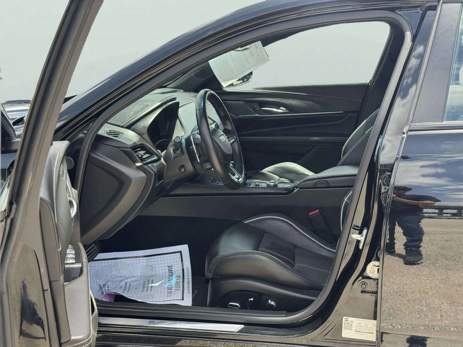 Cadillac CT4-V photo 16