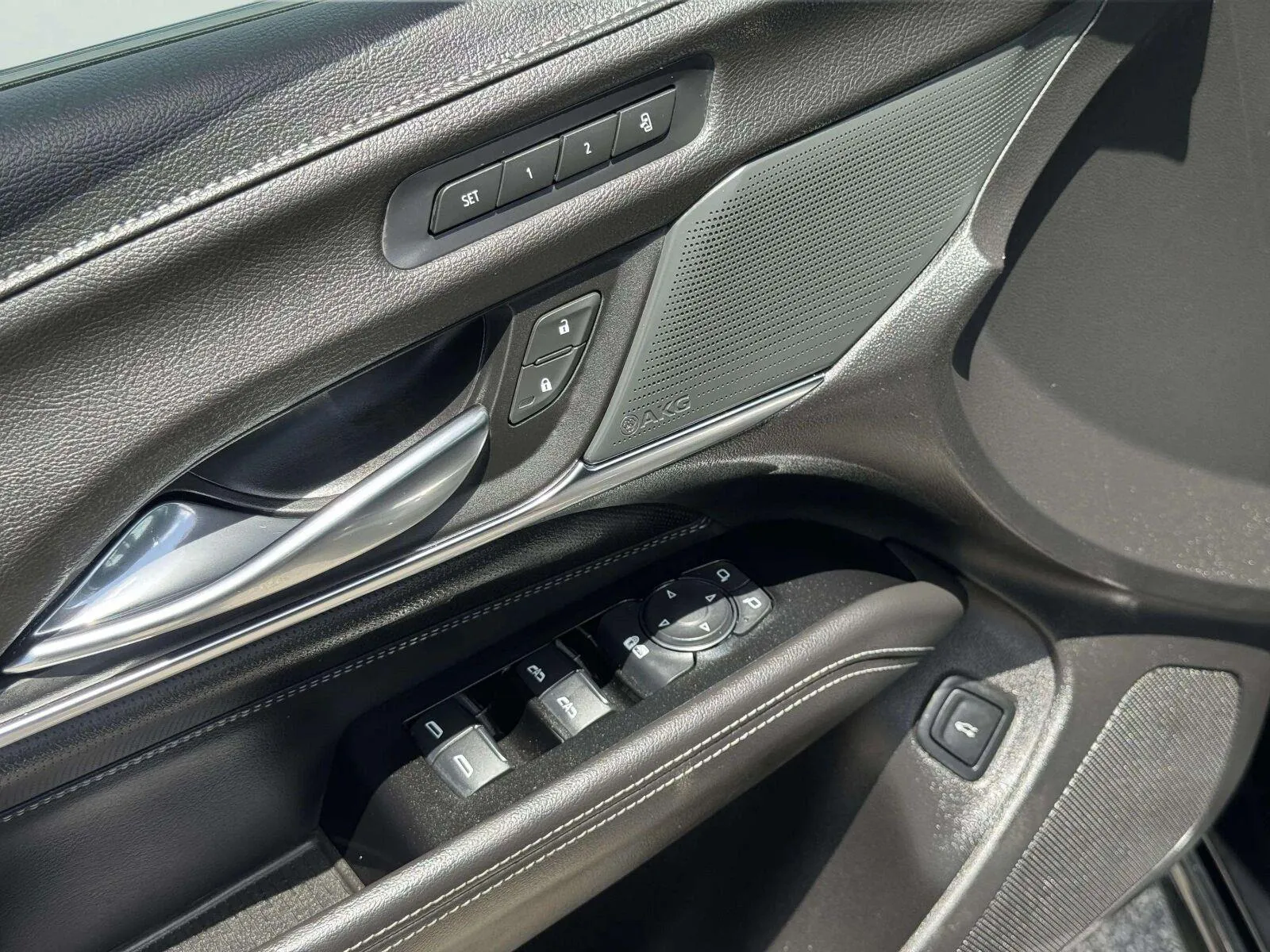 Cadillac CT4-V photo 19
