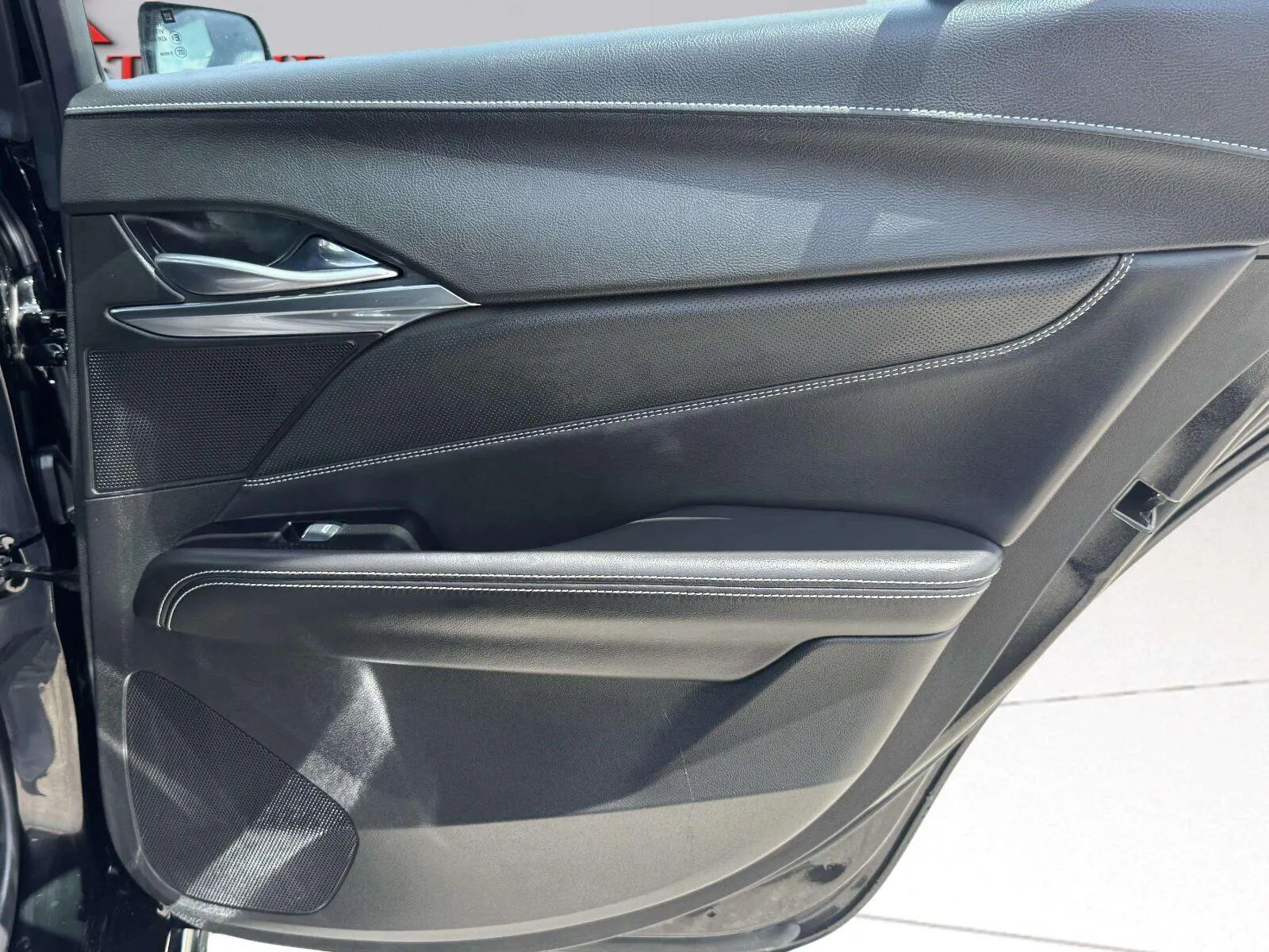 Cadillac CT4-V photo 42