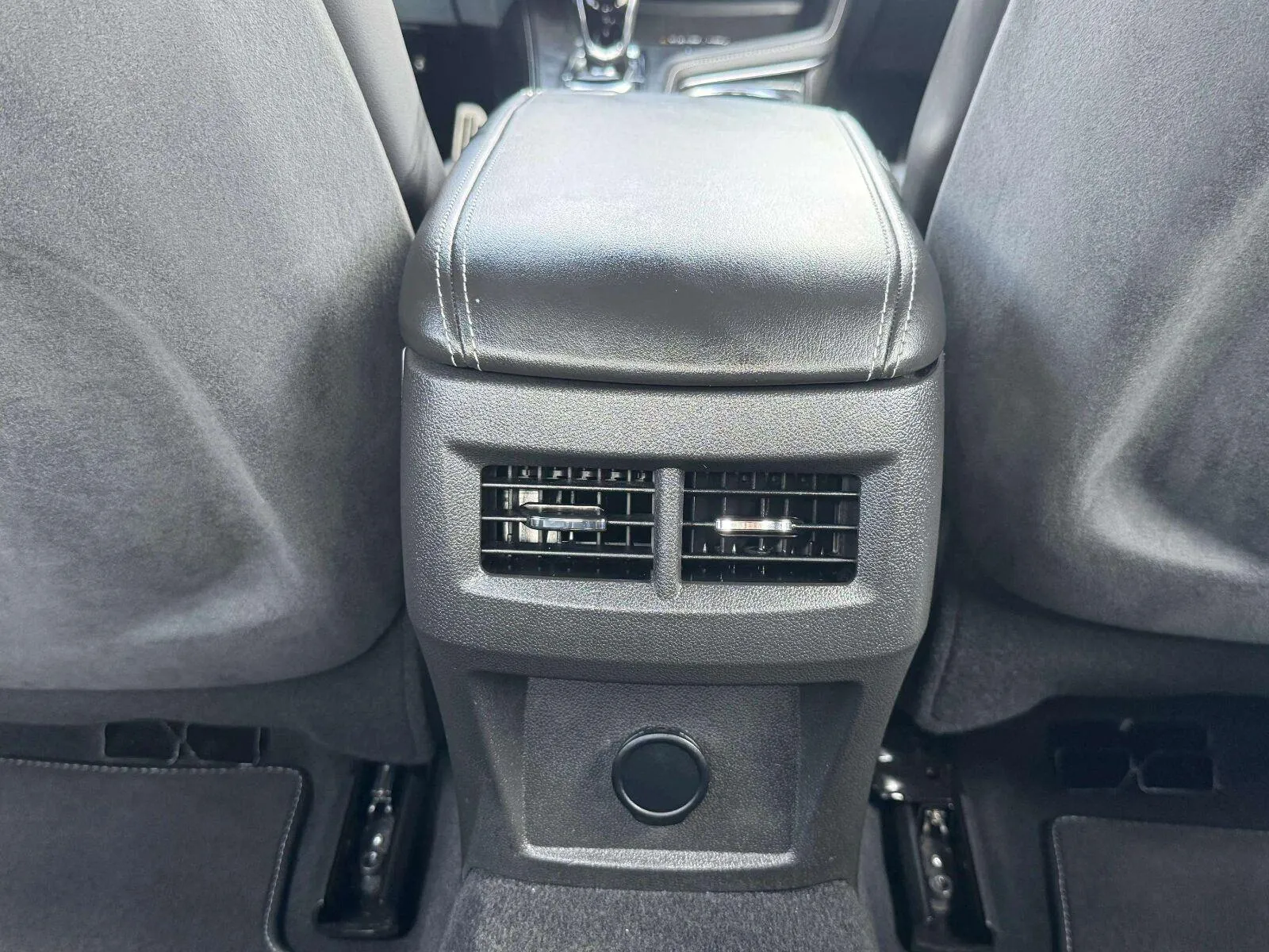 Cadillac CT4-V photo 47