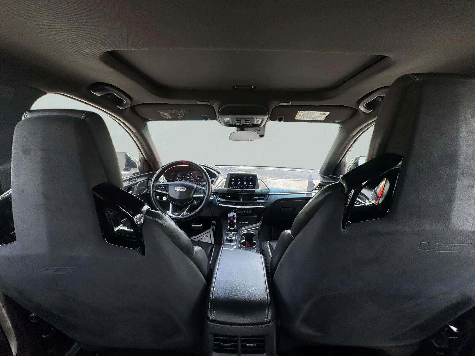 Cadillac CT4-V photo 50