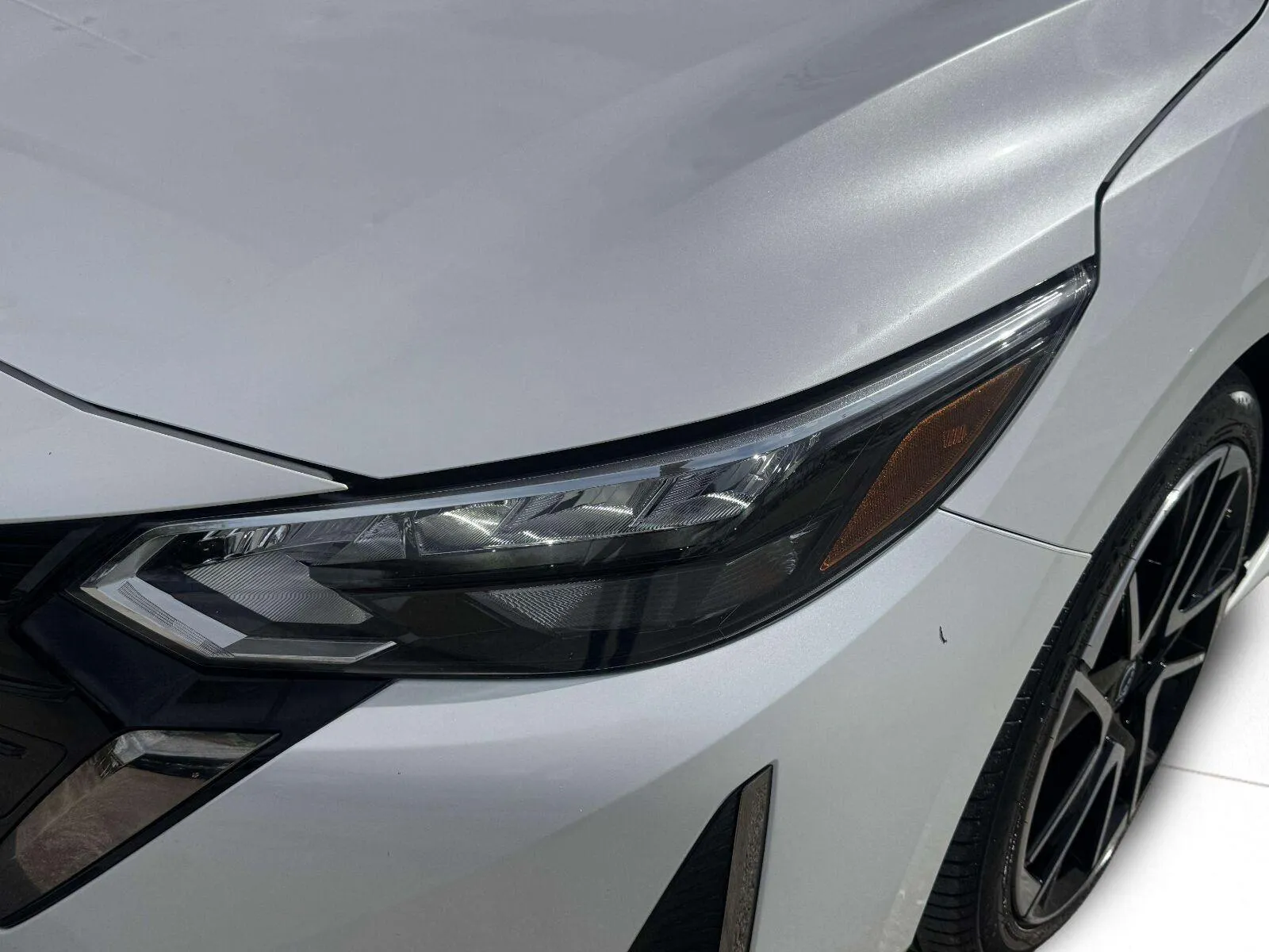 Nissan Sentra photo 12