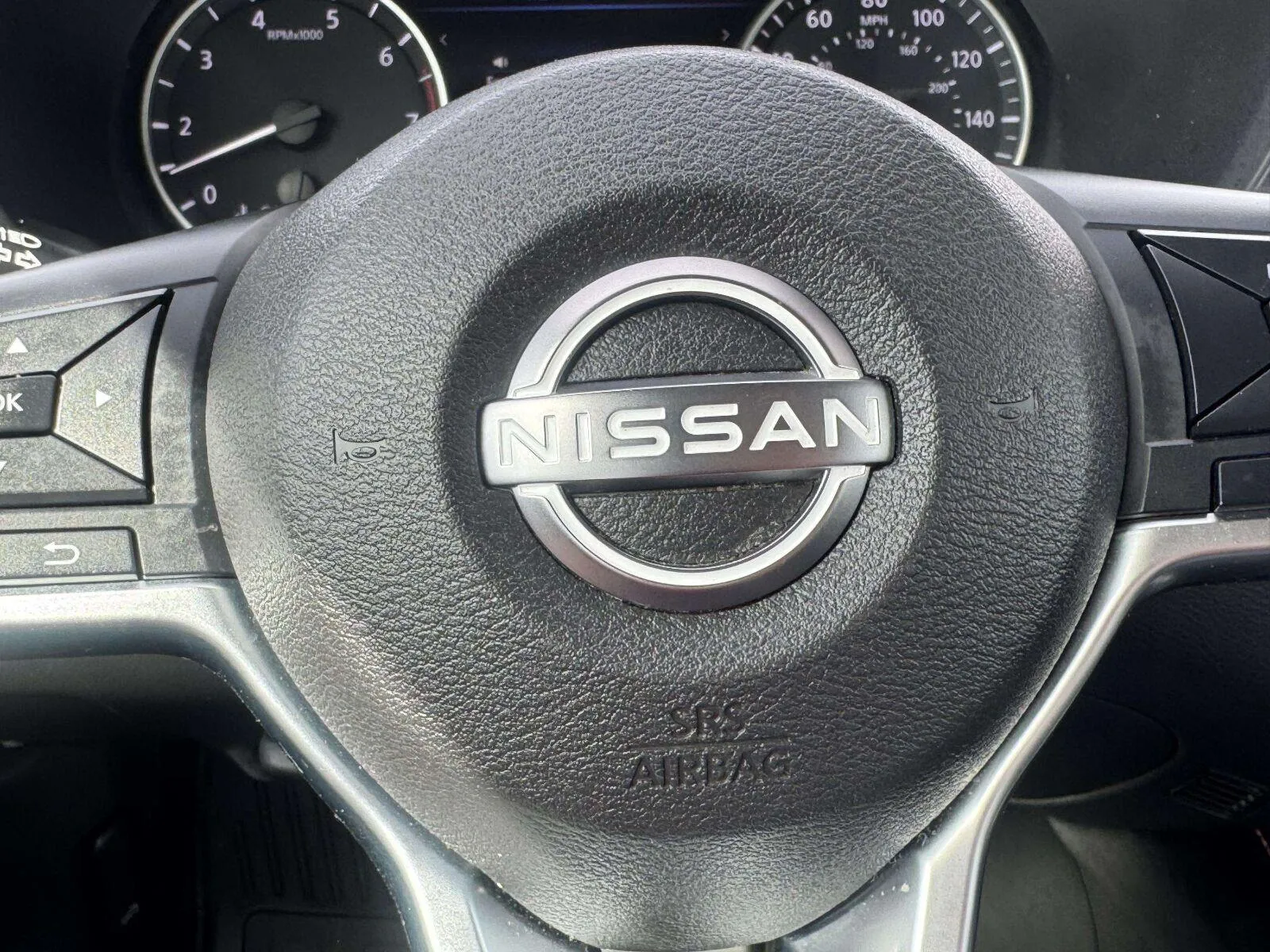 Nissan Sentra photo 27